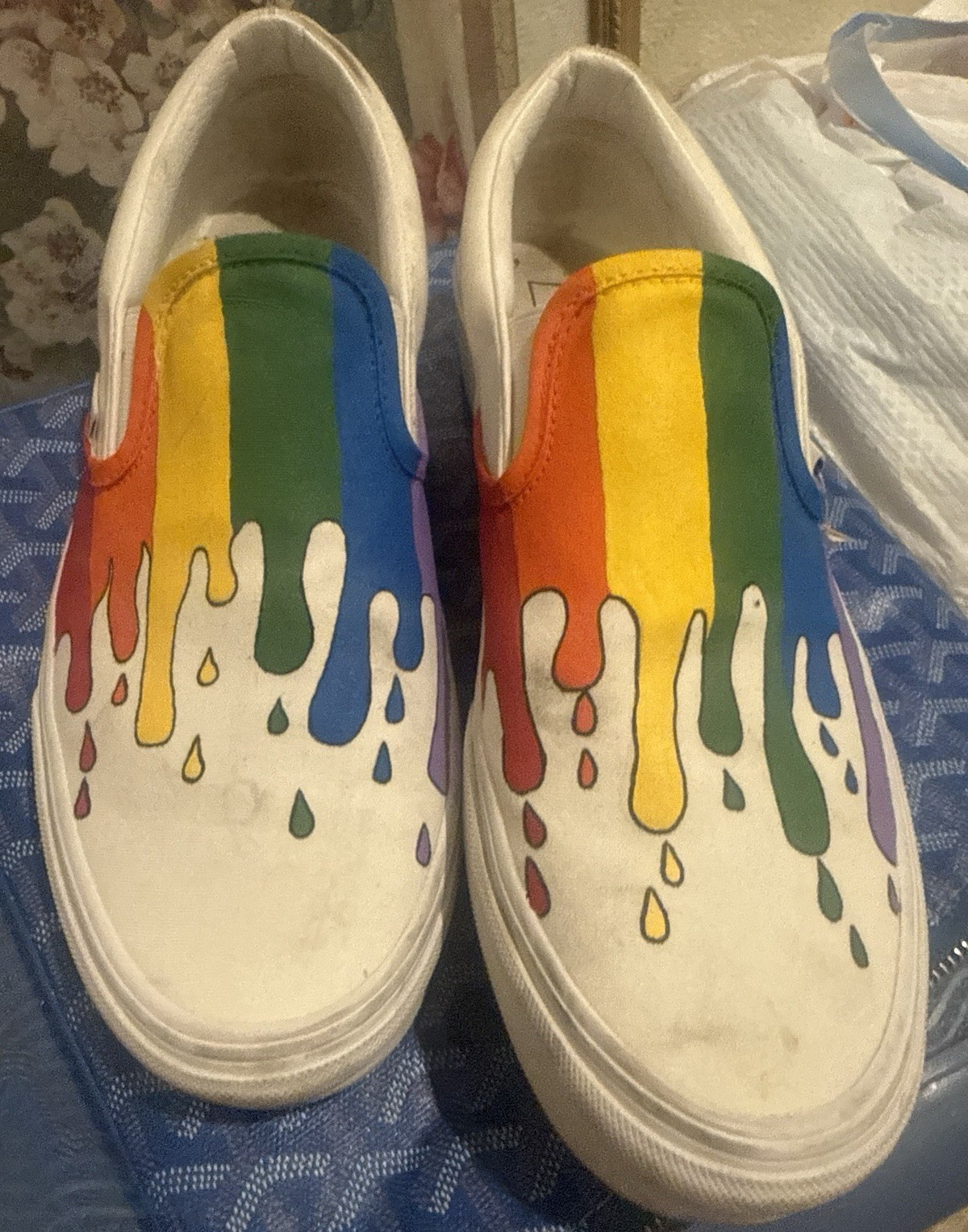 VANS Slip-On Low Top Sneaker White Multicolor Rainbow Drip Unisex Adults