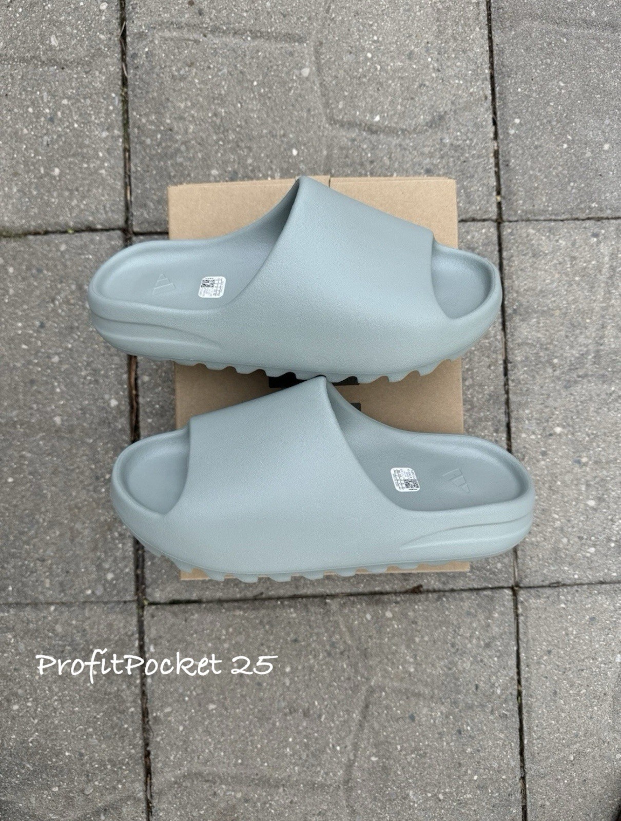 Yeezy Salt Sandal Slides Size 9