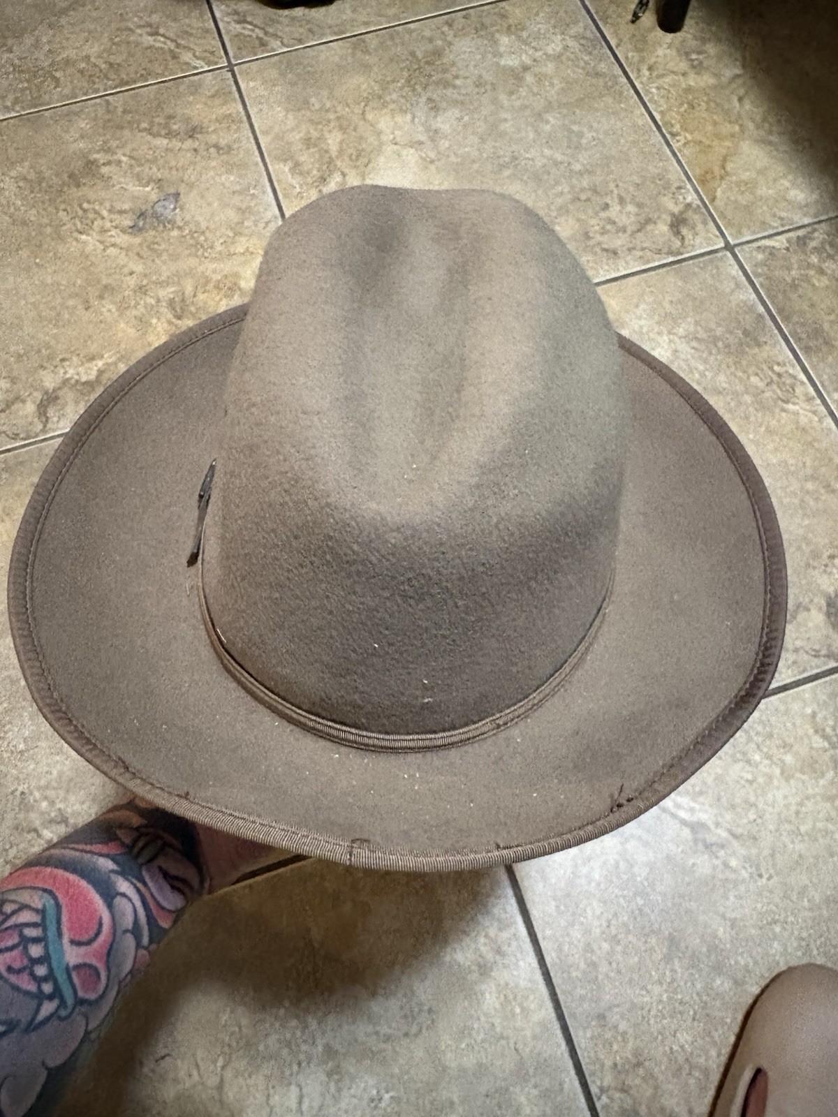 Outback Trading Co Broken Hill Collection Hat, Size unknown