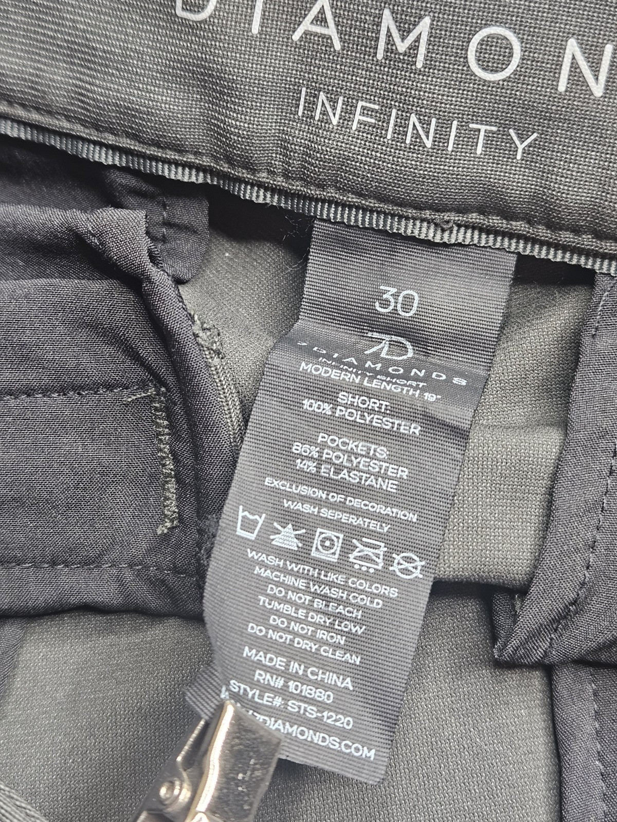 7D 7Diamonds Infinity Olive Green Shorts Men’s 30 Flat Front