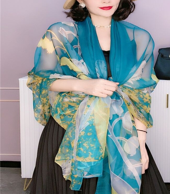 Multifunctional Summer Outside with Seaside Sunscreen Large Shawl Beach Towel