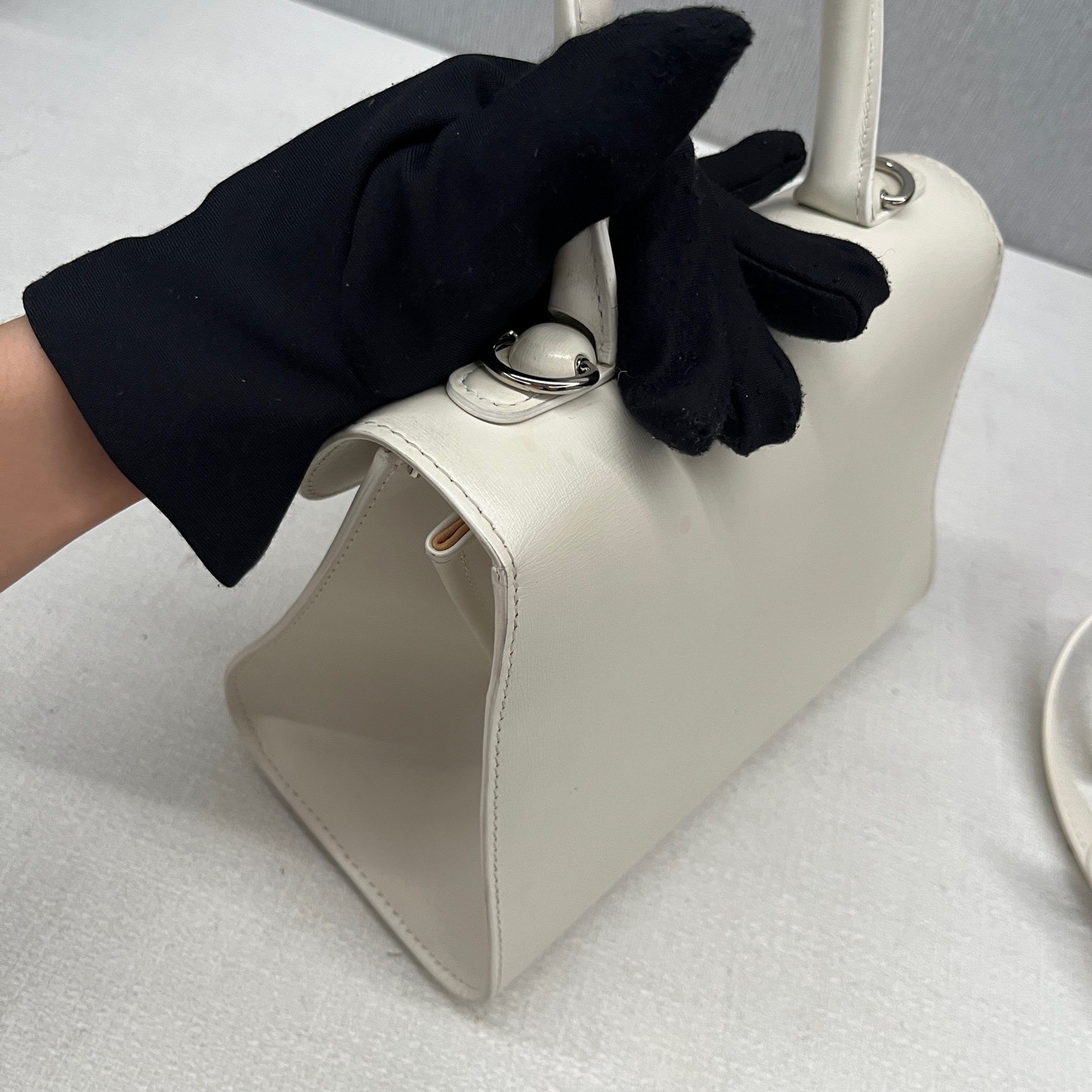Delvaux Pre-Owned Authentic Crossbody Bag 20*14.5*11cm Free Tracked Shipping