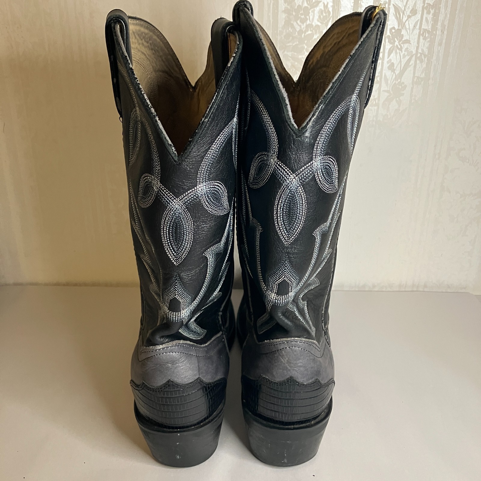 Durango Gray Black Wingtip Cowboy Boots Men’s 11D TR787 Oil Resistant Sole 11 D