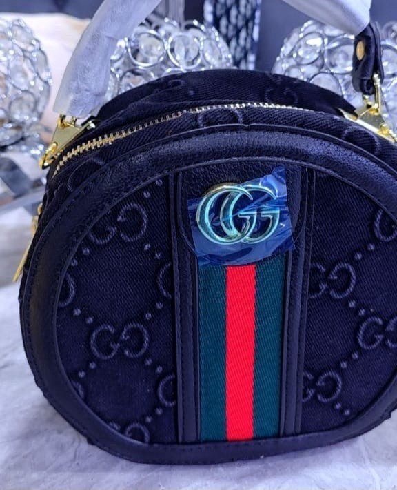 Gucci GG Ophidia Small Black Half Moon Zip Shoulder Bag Gold Hardware Dust Bag