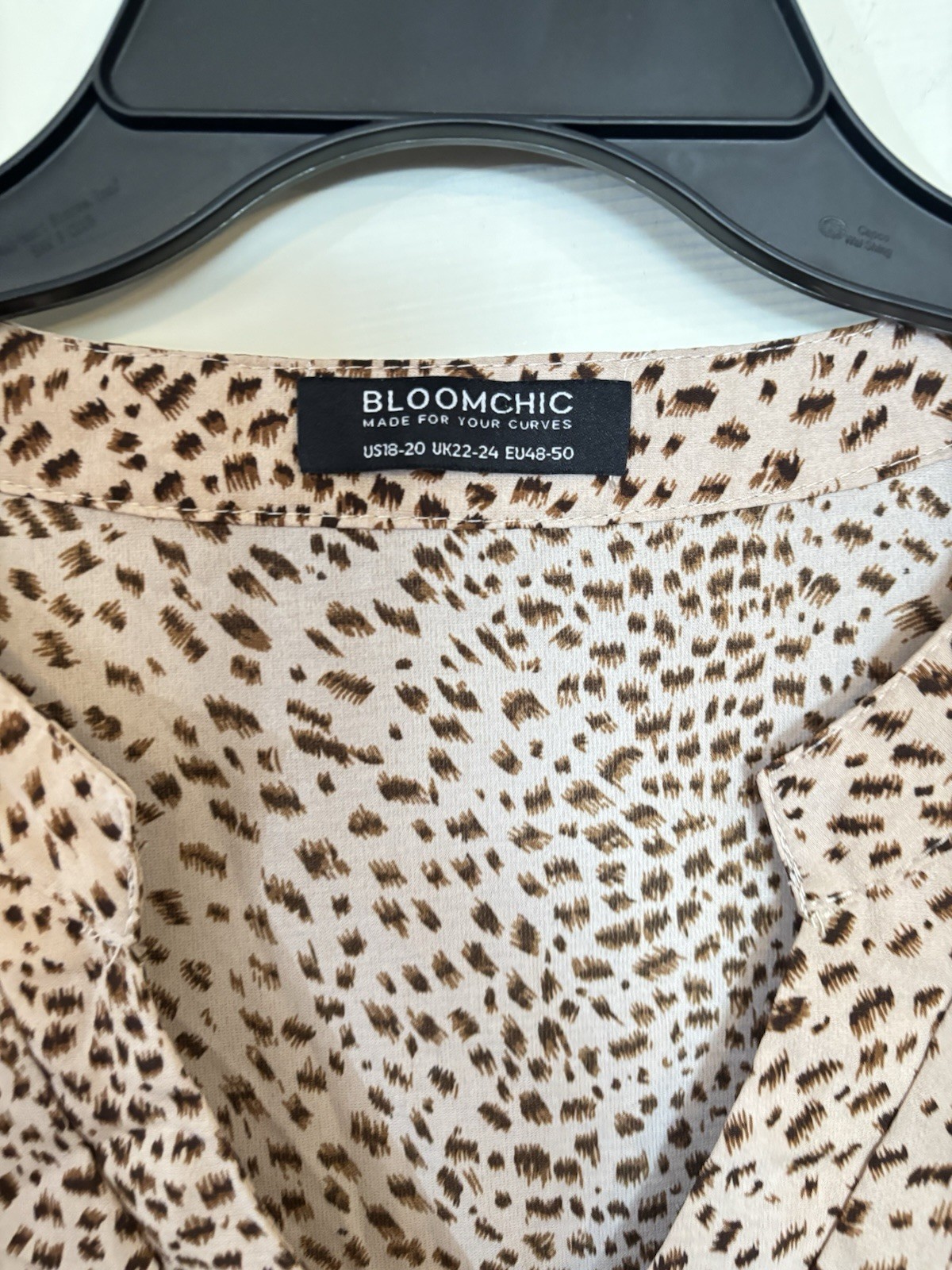 Bloomchic 18-20 Brown Tan Leopard Print V Neck Ruffle Sleeve Blouse Top Flowy