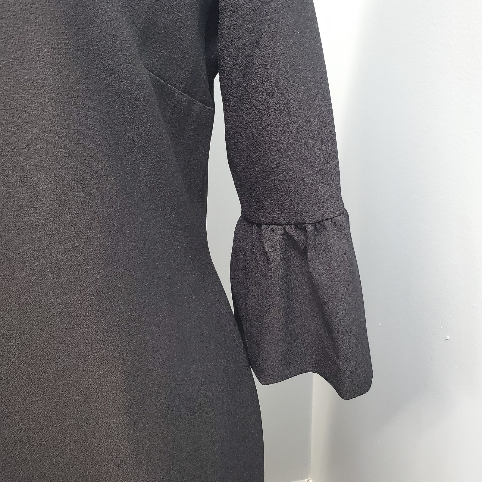 Karl Lagerfeld Paris Sheath Dress Women 8 Black Beaded Neck Bell-Sleeve Back Zip