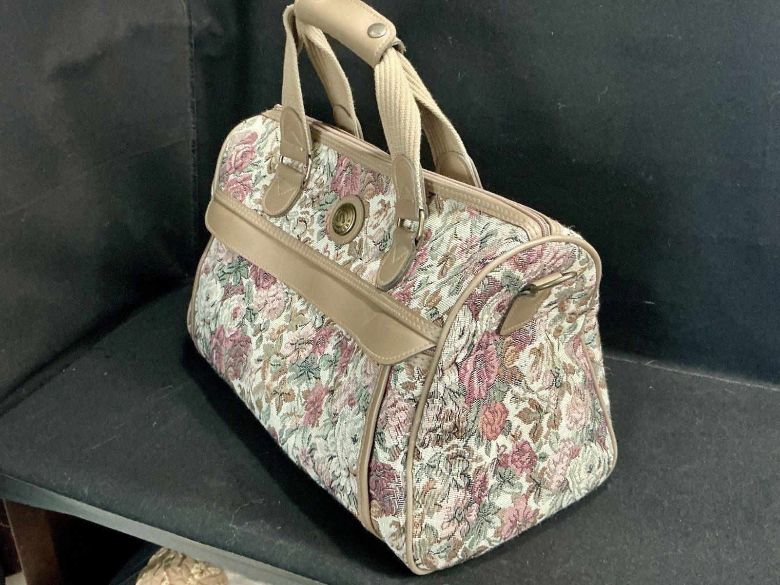VTG JORDACHE Floral Jacquard Tapestry Top Handle Satchel Zip Up, Lined Pre Loved