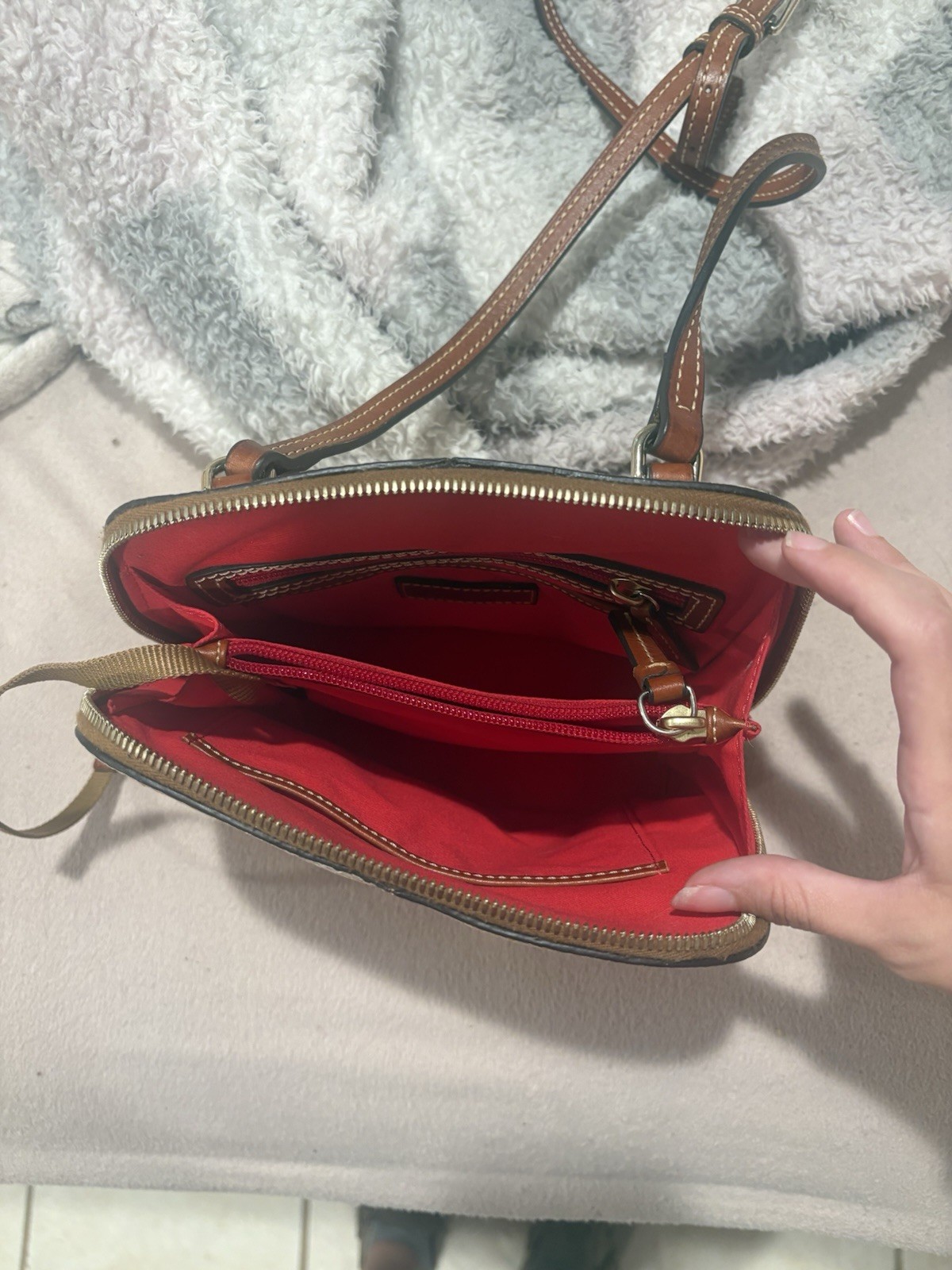 Dooney & Bourke Pebbled Beige Crossbody Bag Zip, Brown Strap, Red Lining