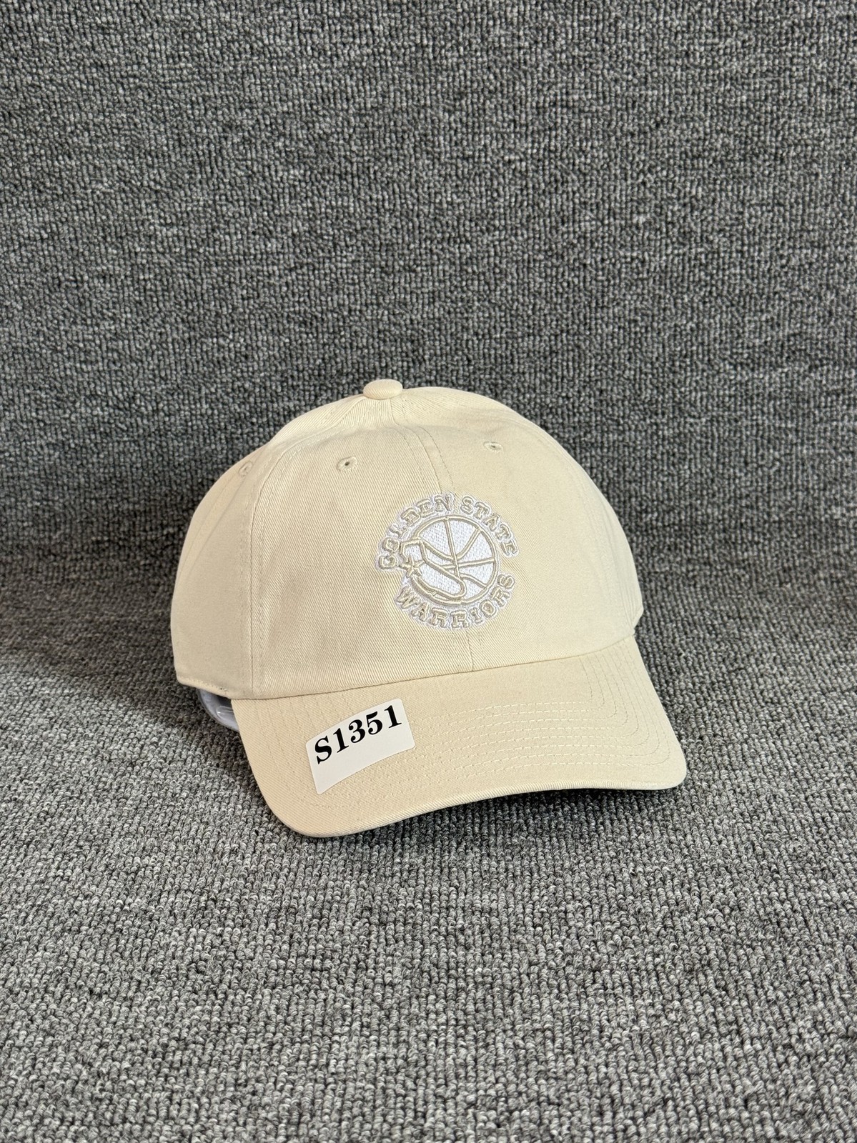 Mitchell & Ness Warriors Dad Hat Strapback Cream Cap Unknown Size