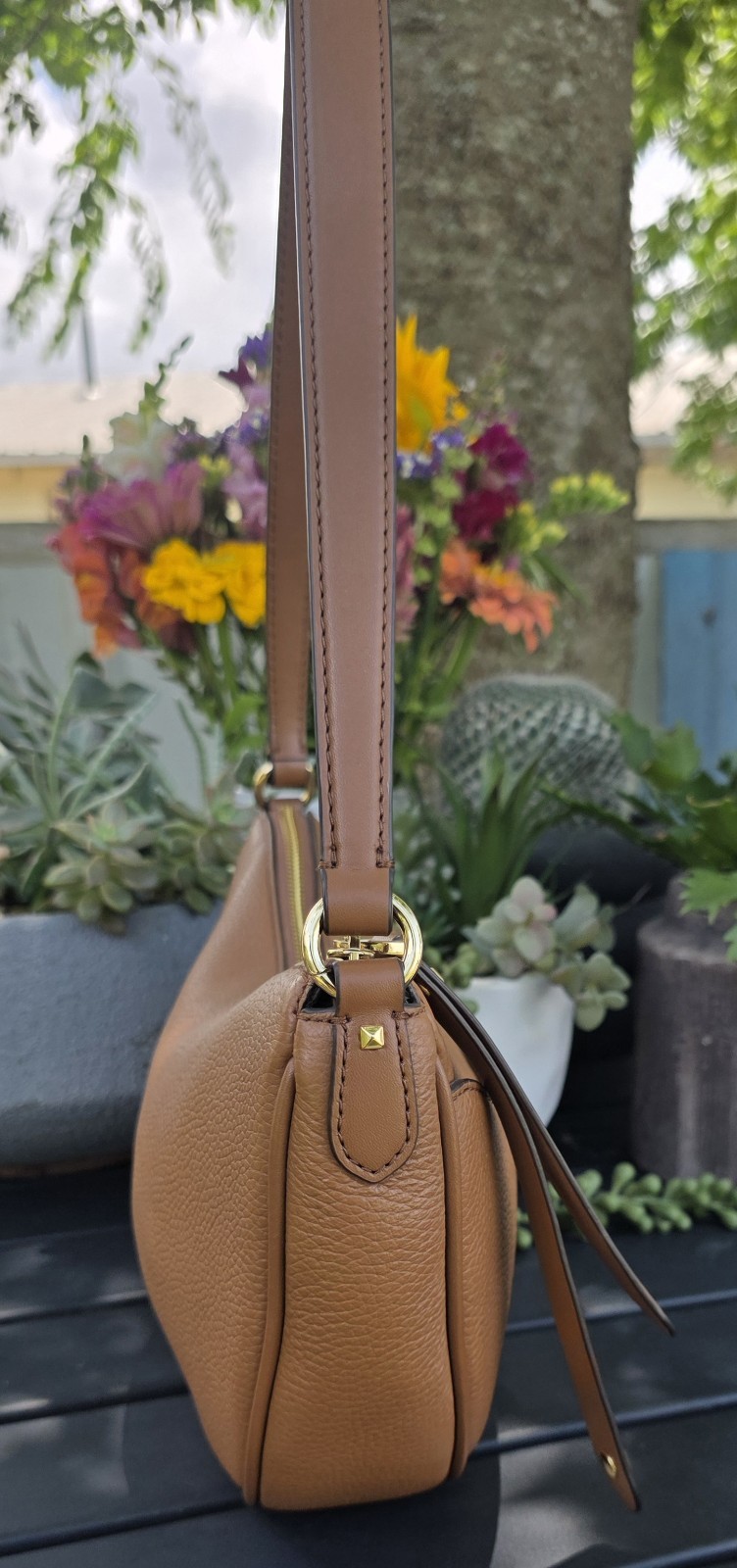 Michael Kors Tan Pebbled Crescent Medium Shoulder Bag Zip/Magnetic Gold Hardware