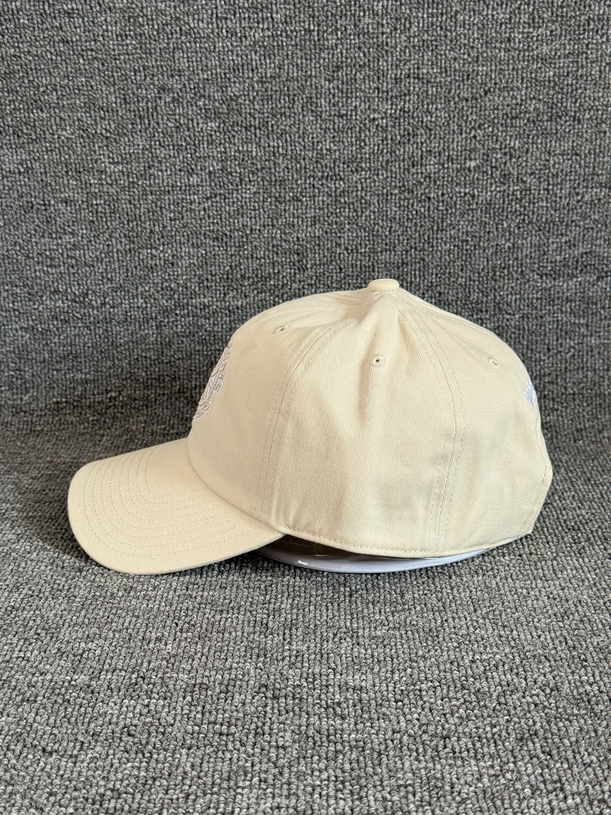 Mitchell & Ness Warriors Dad Hat Strapback Cream Cap Unknown Size