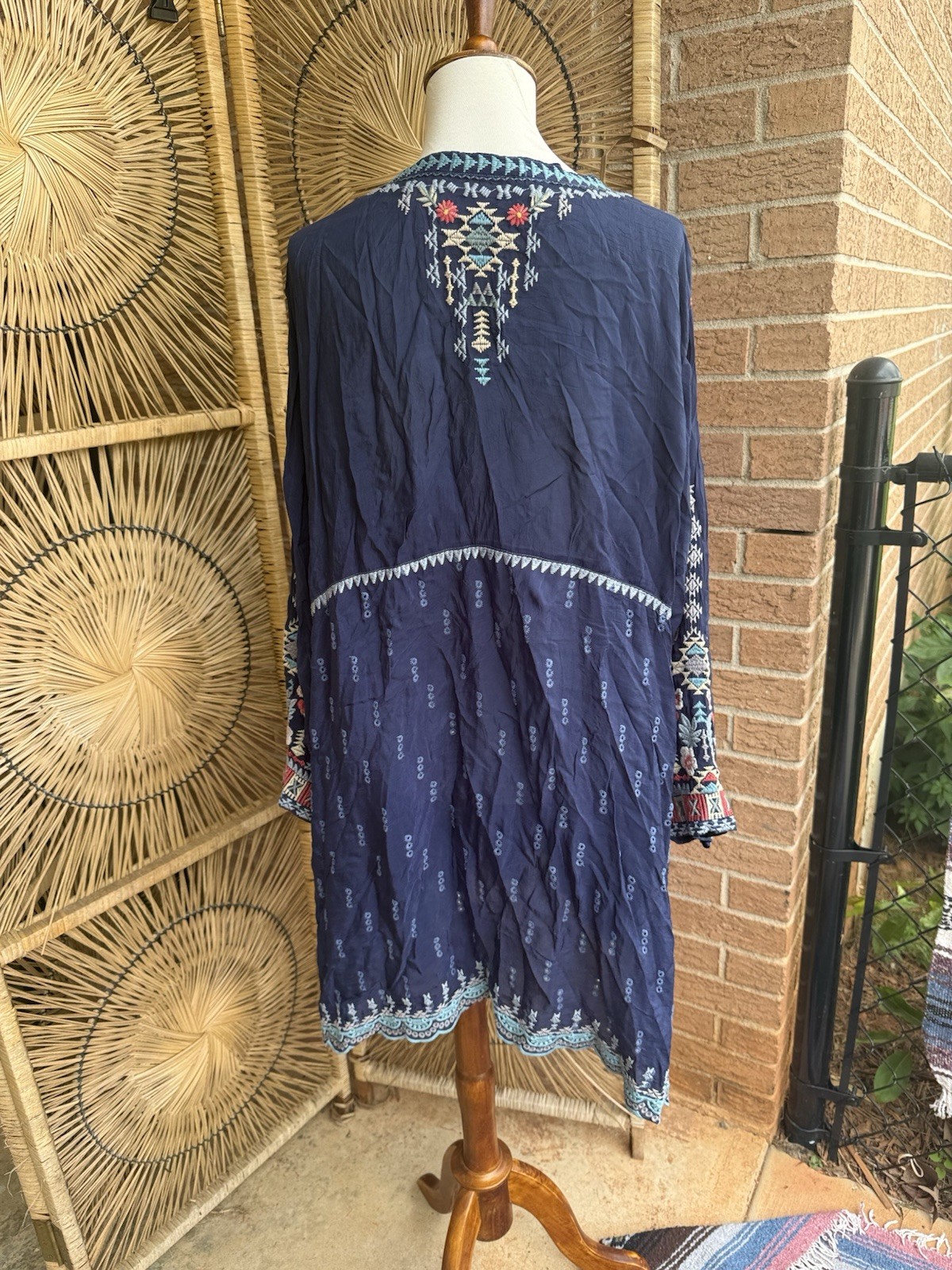 Johnny Was Womans 3X Tunic Blouse Embroidered Boho Floral Peasant Festival Blue