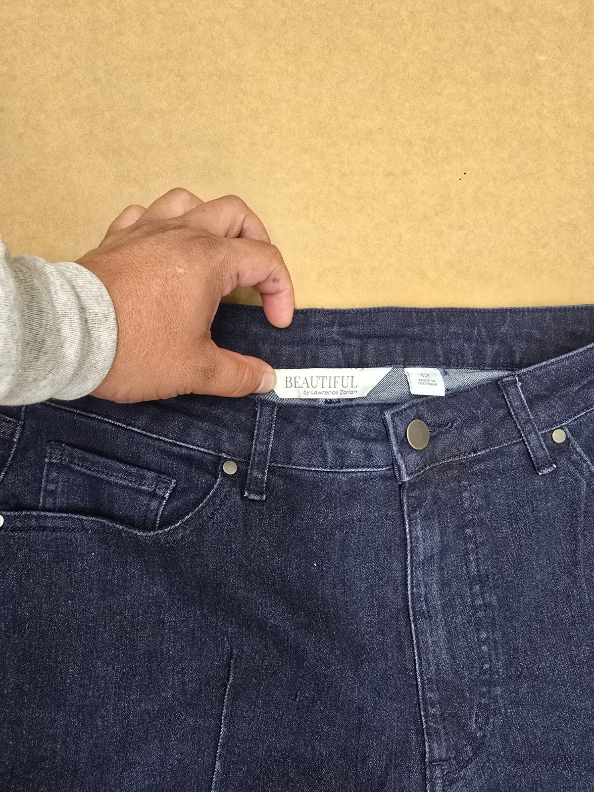 Beautiful by Lawrence Zarian Women’s Straight Mid Rise Dark Wash Blue 5-Pocket