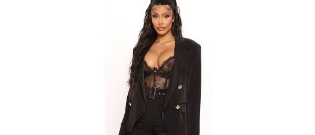 Fashion Nova Make it Official Blazer and Pant Suit Set M (8-10)
