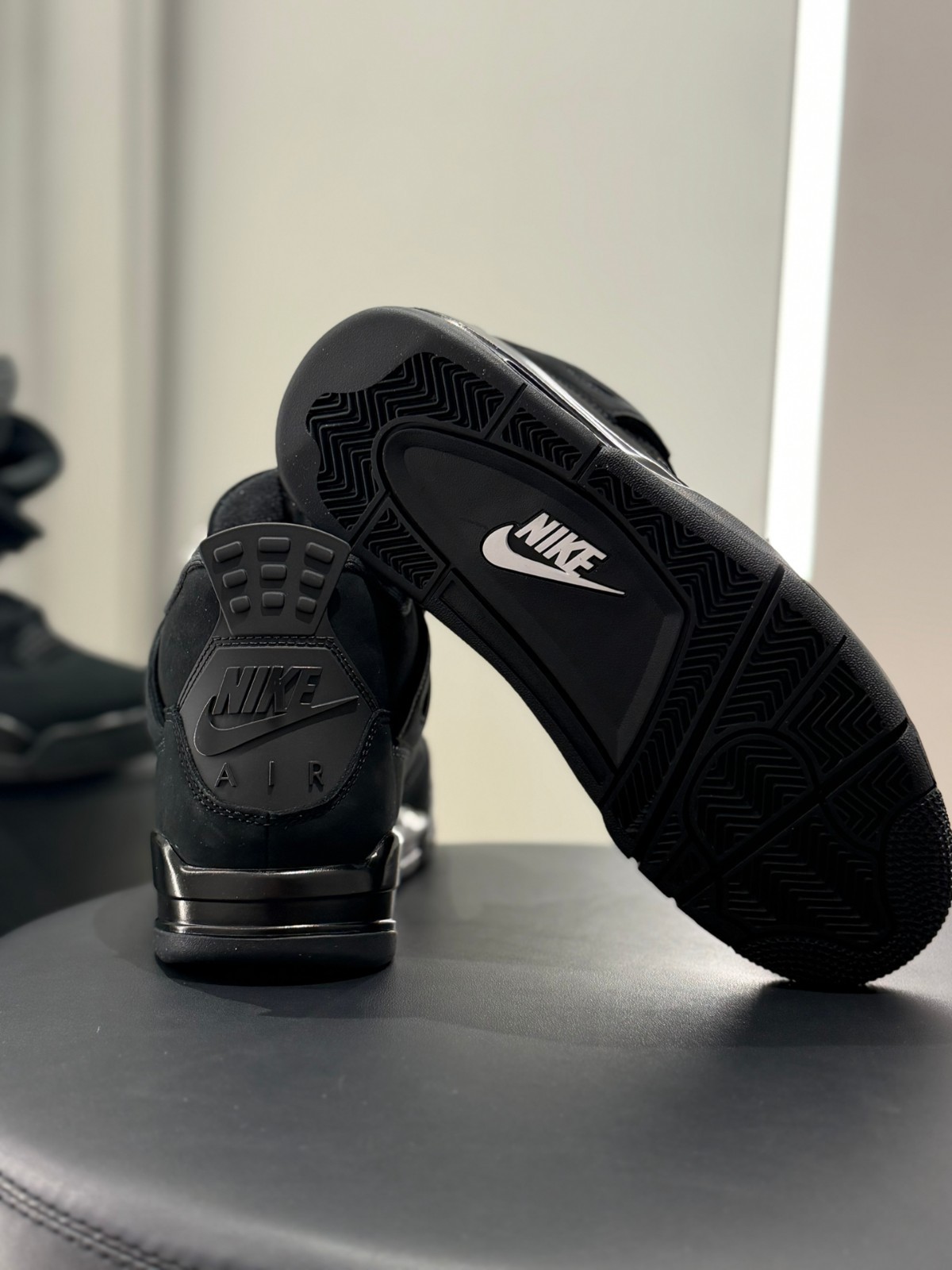 Jordan Retro 4 Black Cat 2025 Mid Top Men’s 7-12