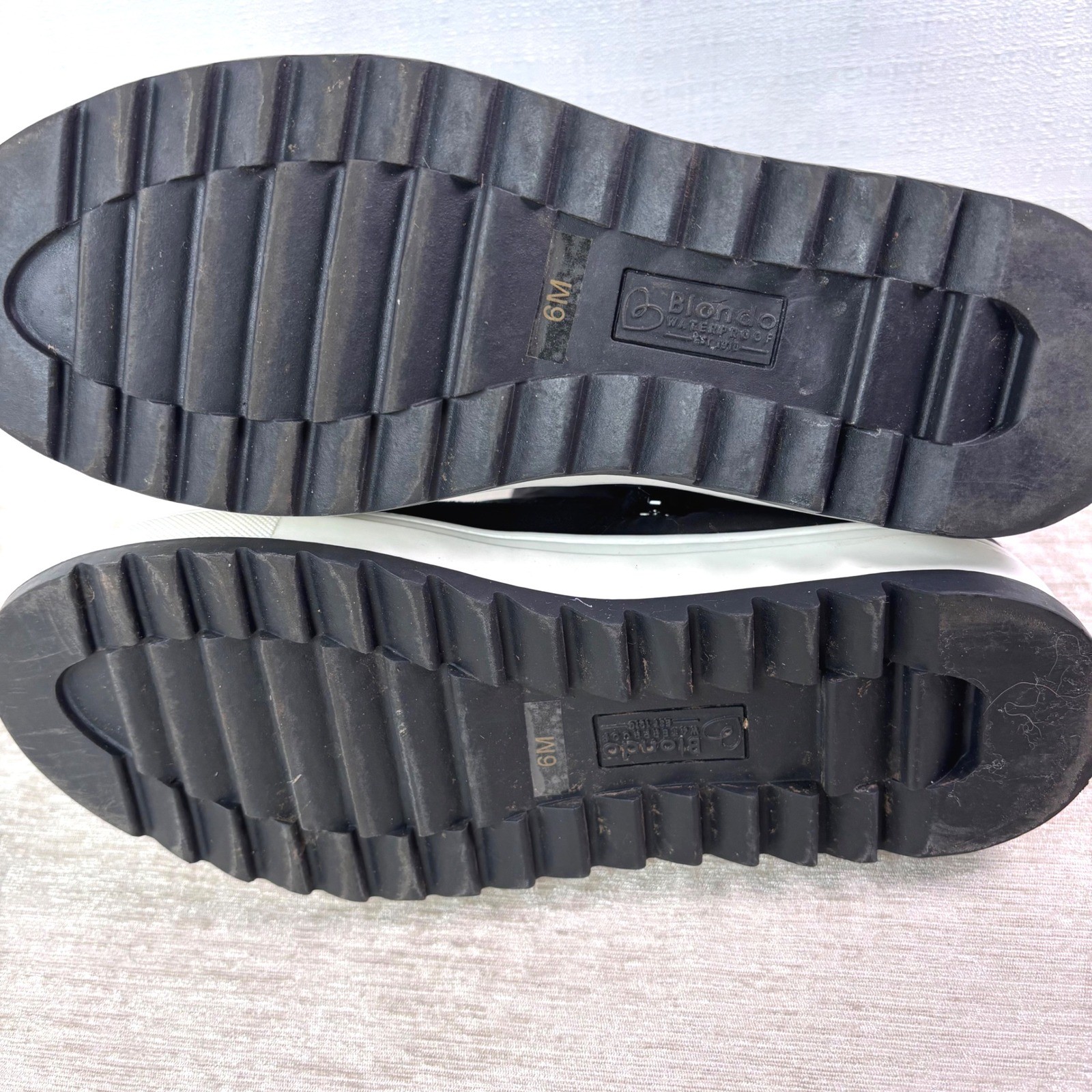 Blondo Water Proof Rain Snow Booties Black Suede Polyester Womens Sz 6