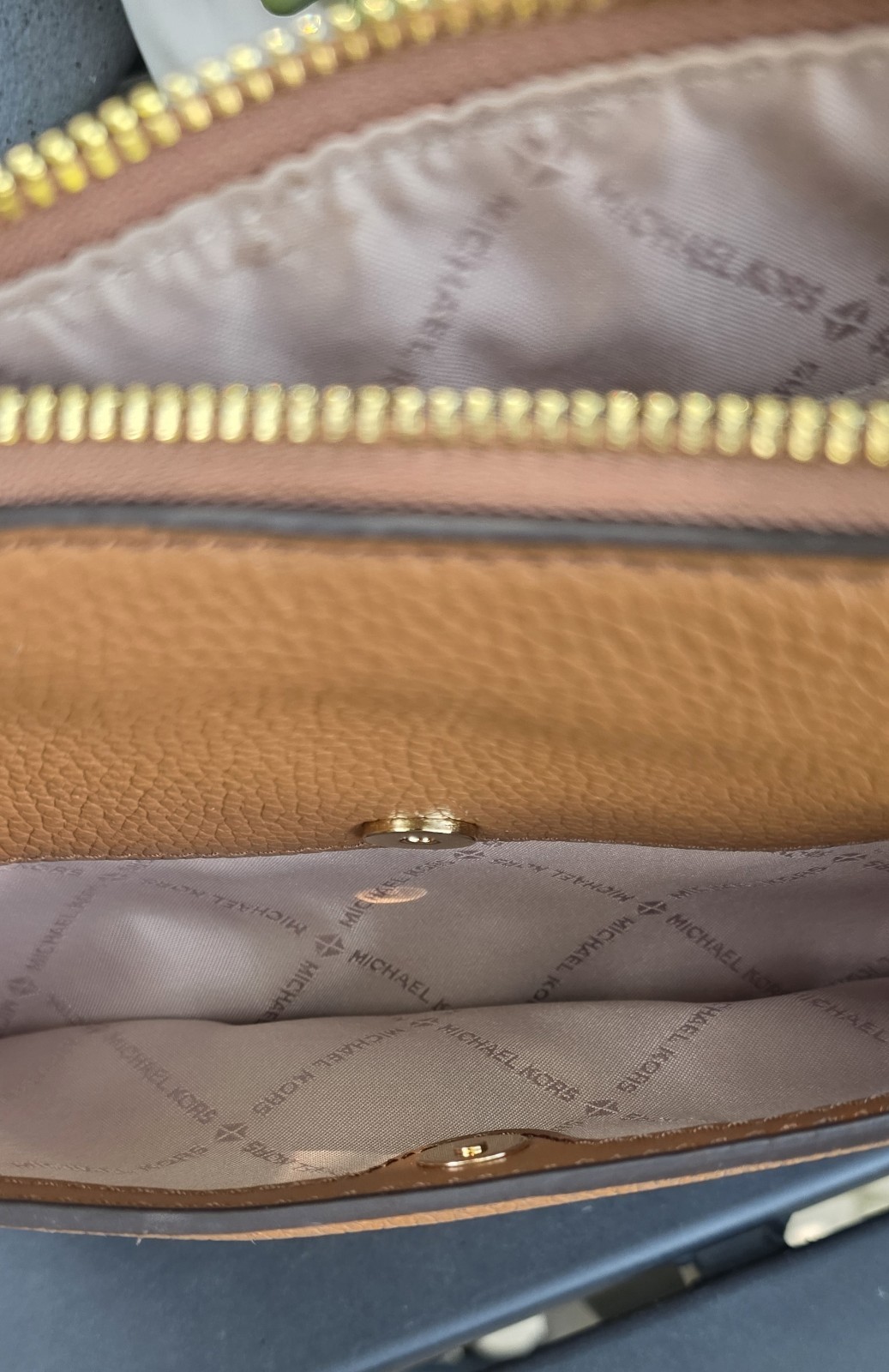 Michael Kors Tan Pebbled Crescent Medium Shoulder Bag Zip/Magnetic Gold Hardware
