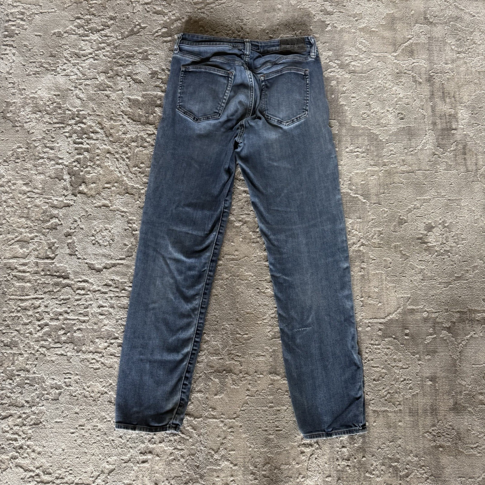 Express men’s hyper stretch slim straight blue denim jeans size 29 x 32