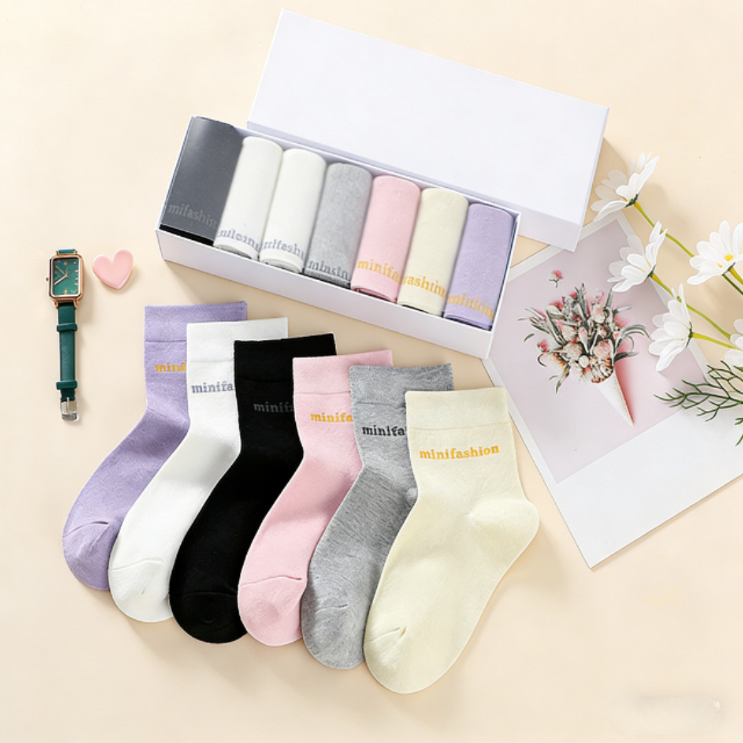 Bamboo Fiber Deodorant Women’s Crew Socks, 7 Pairs