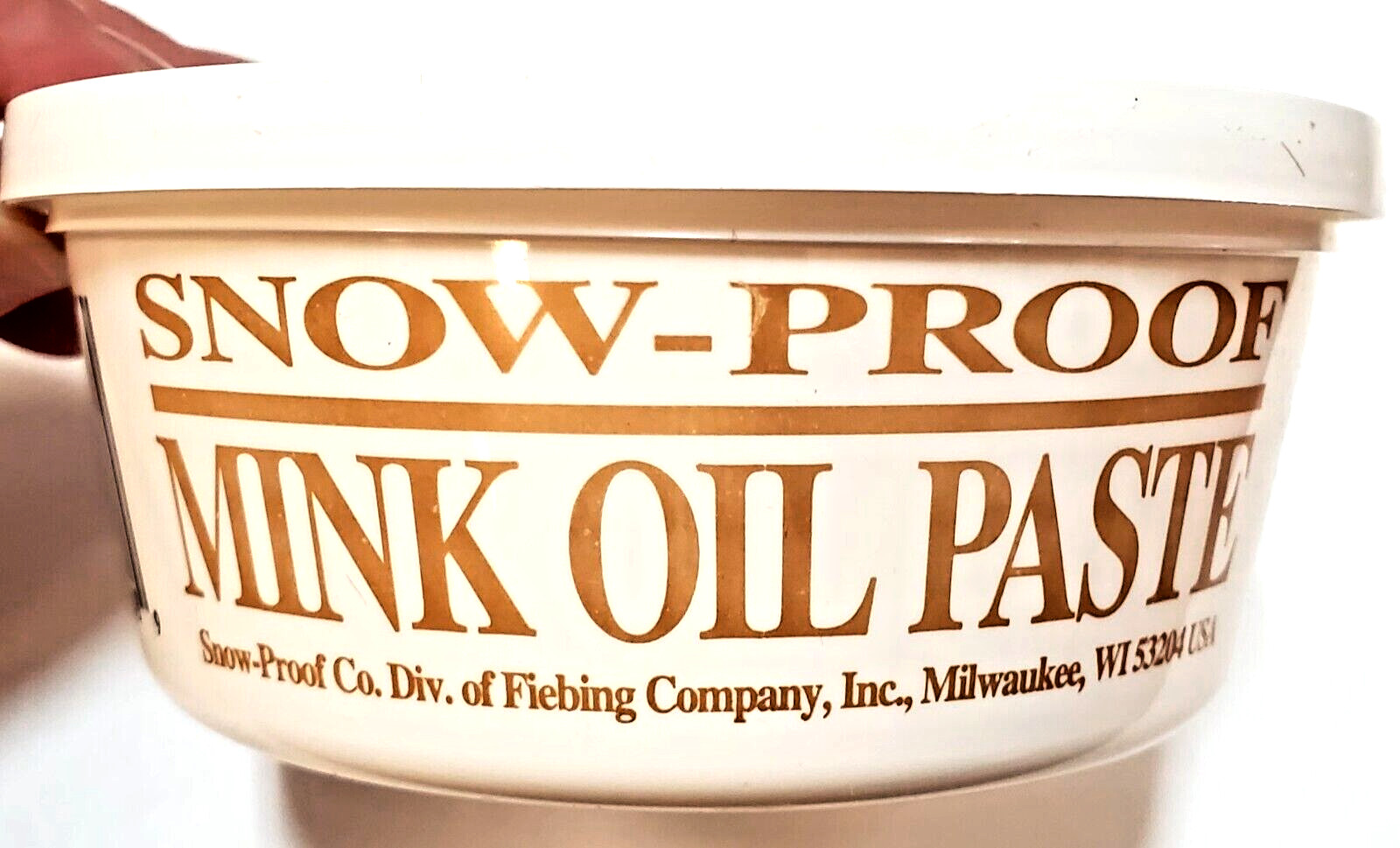 Fiebing Snow Proof Mink Oil Paste Waterproofs Conditions Smooth Leather – 8 Oz