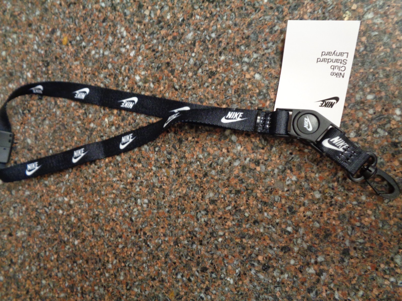 Nike Club Standard Lanyard Key / Accessory Holder Black Quick Release Clip NWT