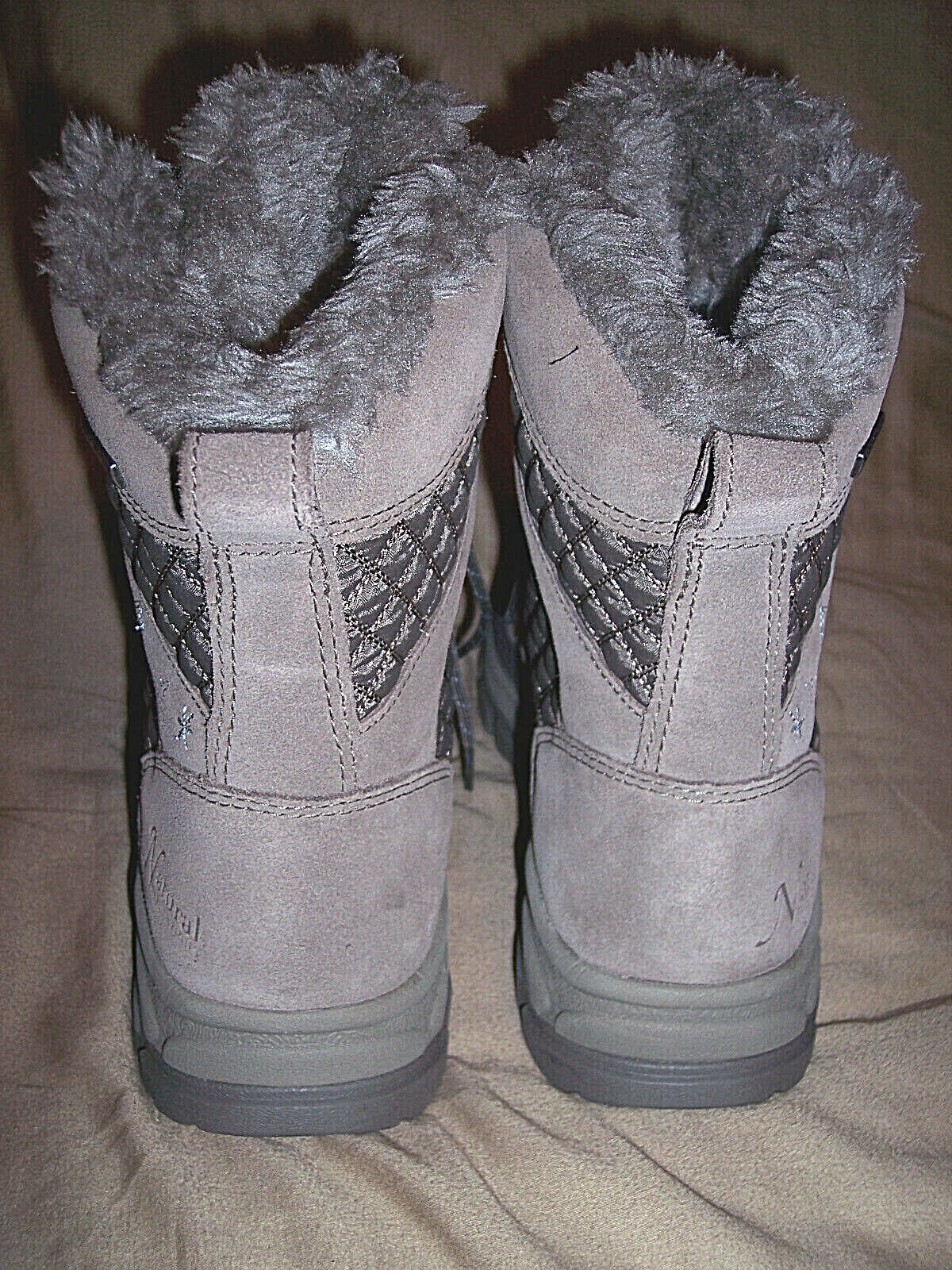 Womens Snow Boots 9 Water Proof Boots 400 G Insulated Boots Cold Weather Boots 9