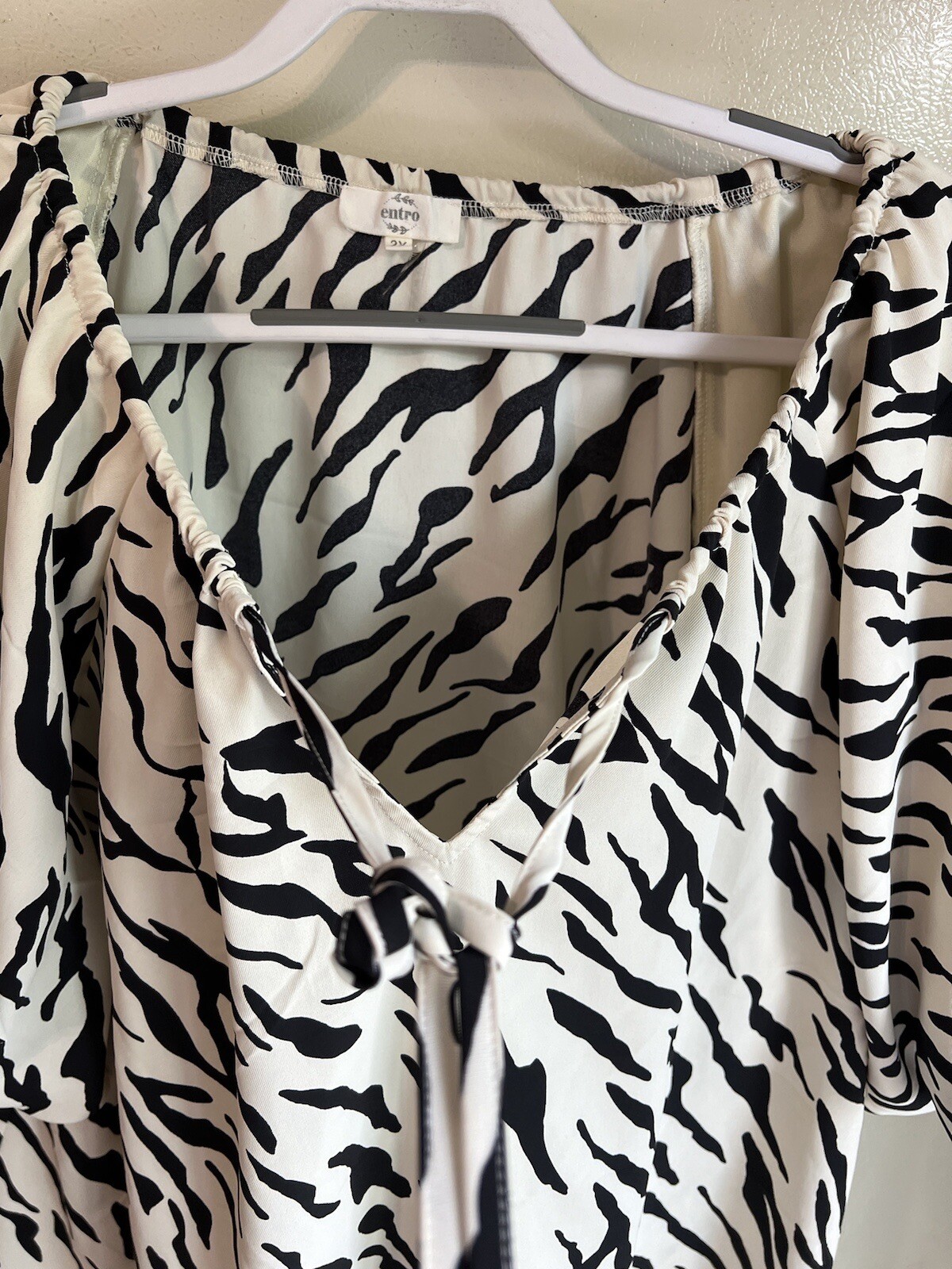 Entro Zebra Print Blouse Puff Short Sleeves Women’s Size 2X Drawstring Neck