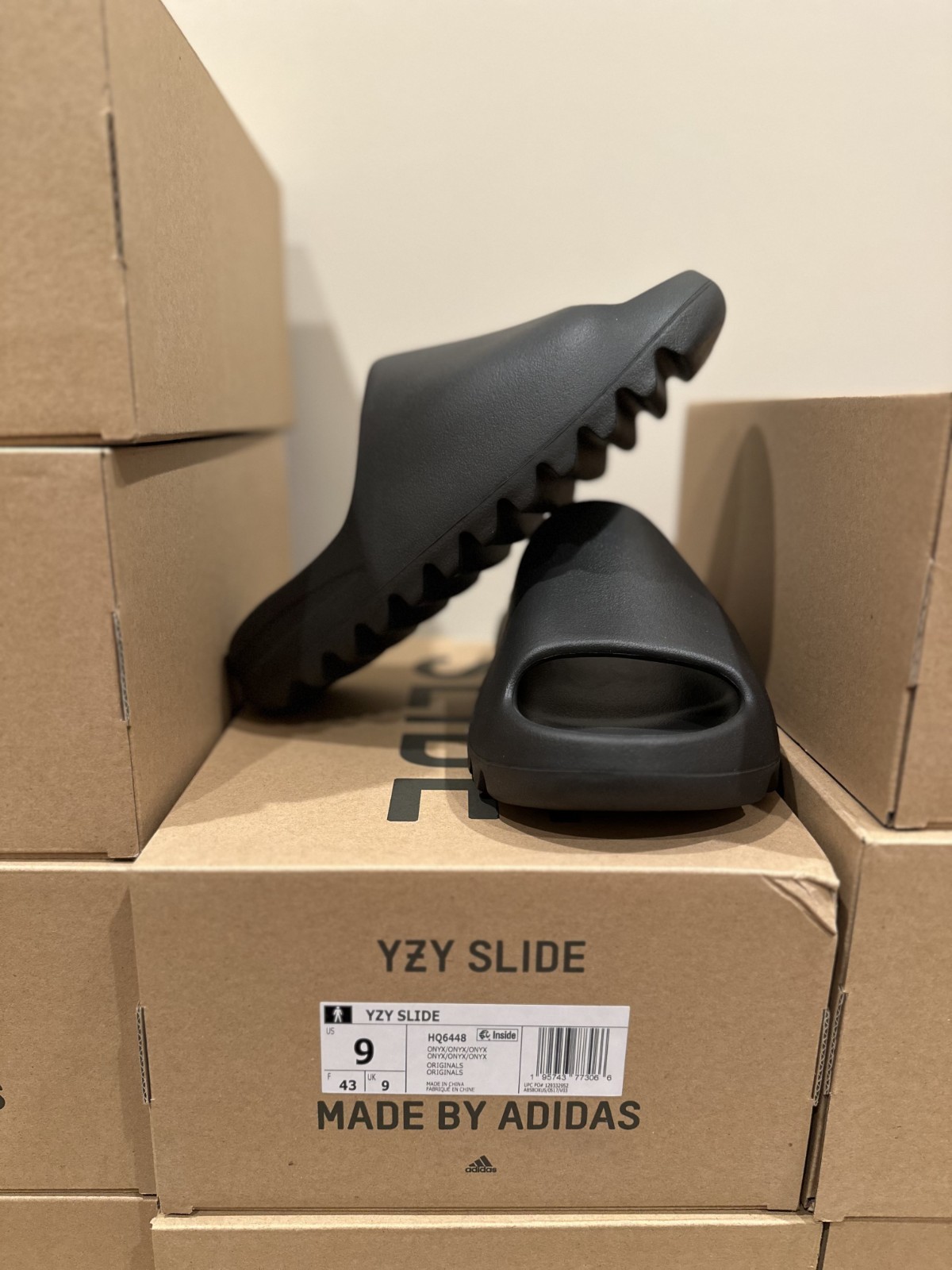 Adidas Yeezy Slide Onyx Size 9 (100% AUTHENTIC|BRAND NEW|FAST SHIP|HQ6448)