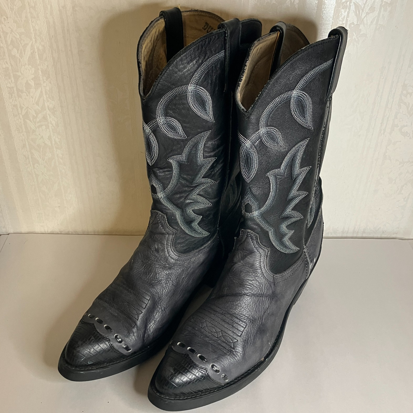 Durango Gray Black Wingtip Cowboy Boots Men’s 11D TR787 Oil Resistant Sole 11 D