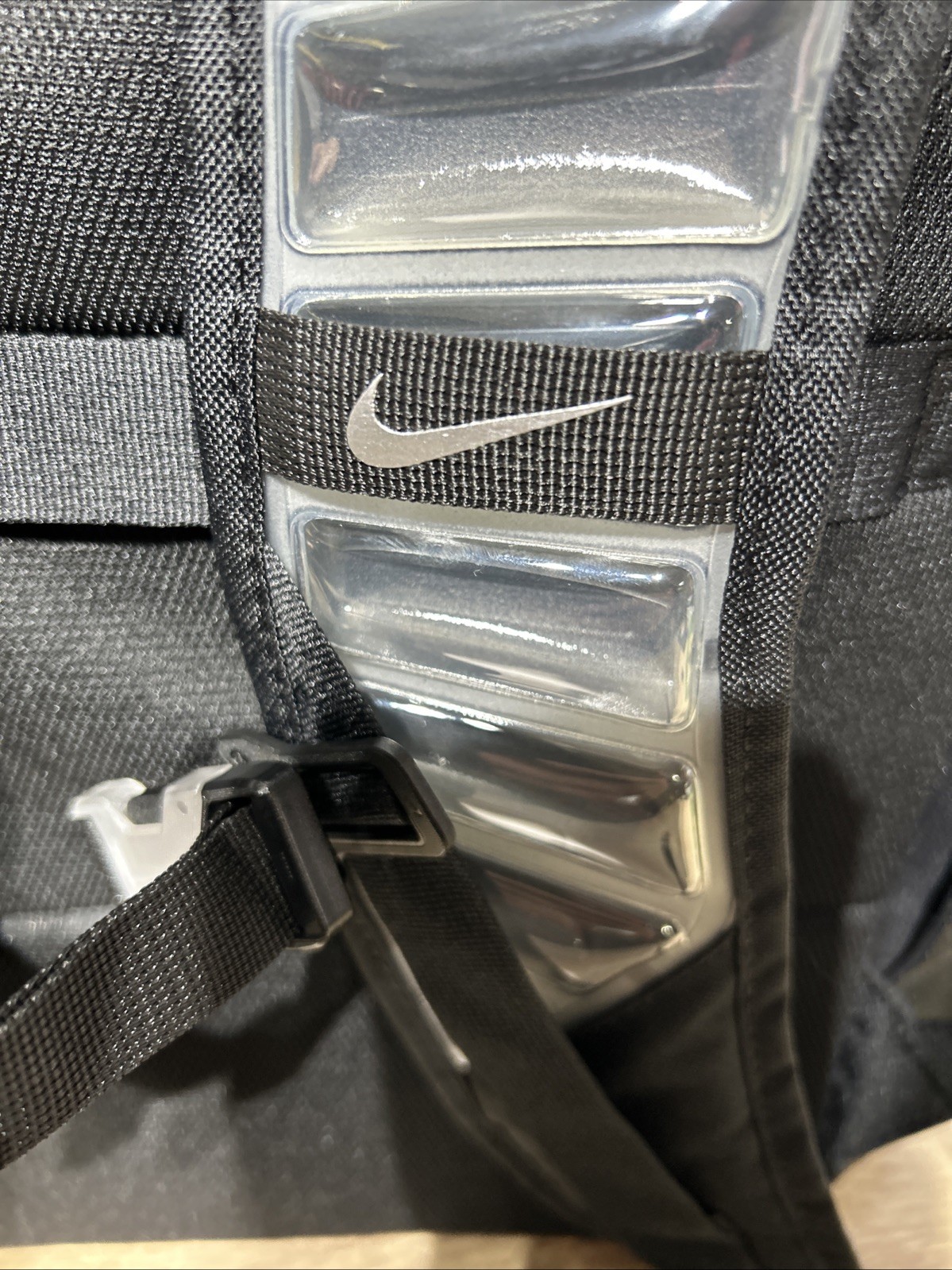 Nike Varsity Elite 32L Black School Padded Laptop Team Logo Backpack HM9965-010