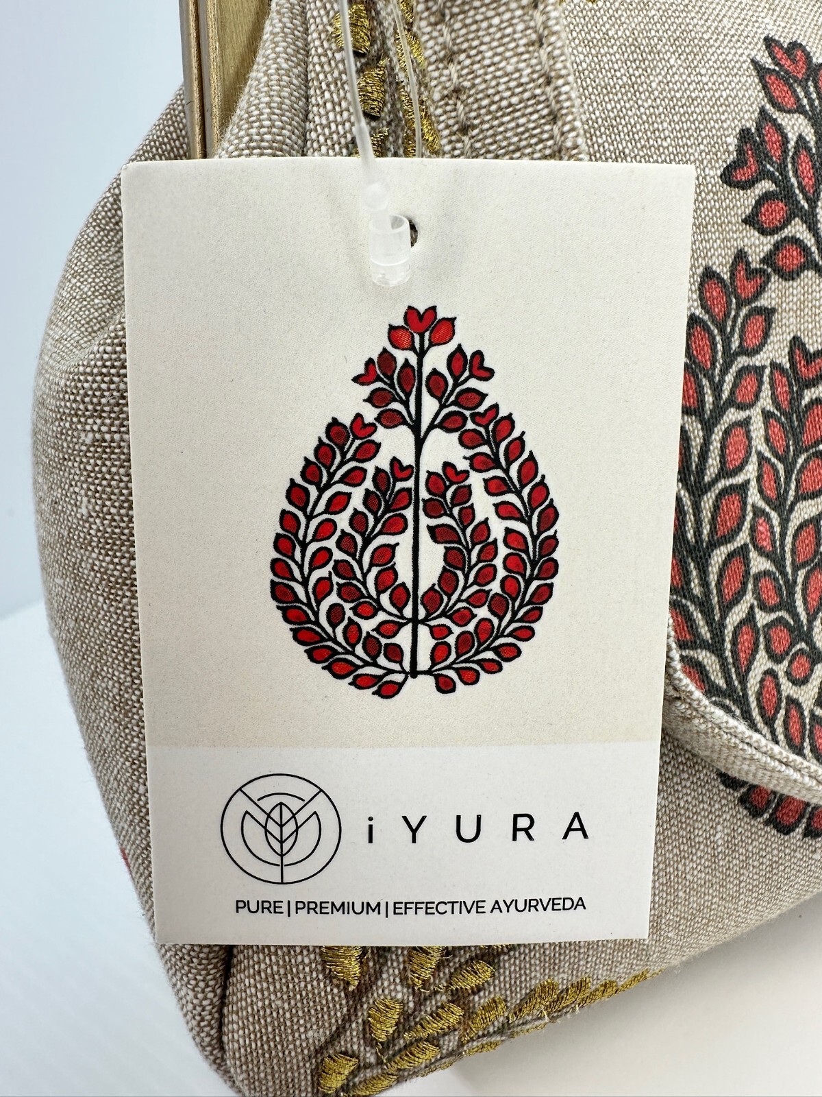 iYURA Eco Friendly Tan Gold Embroidered Baroque Leaf Fabric Frame Bag Box Set