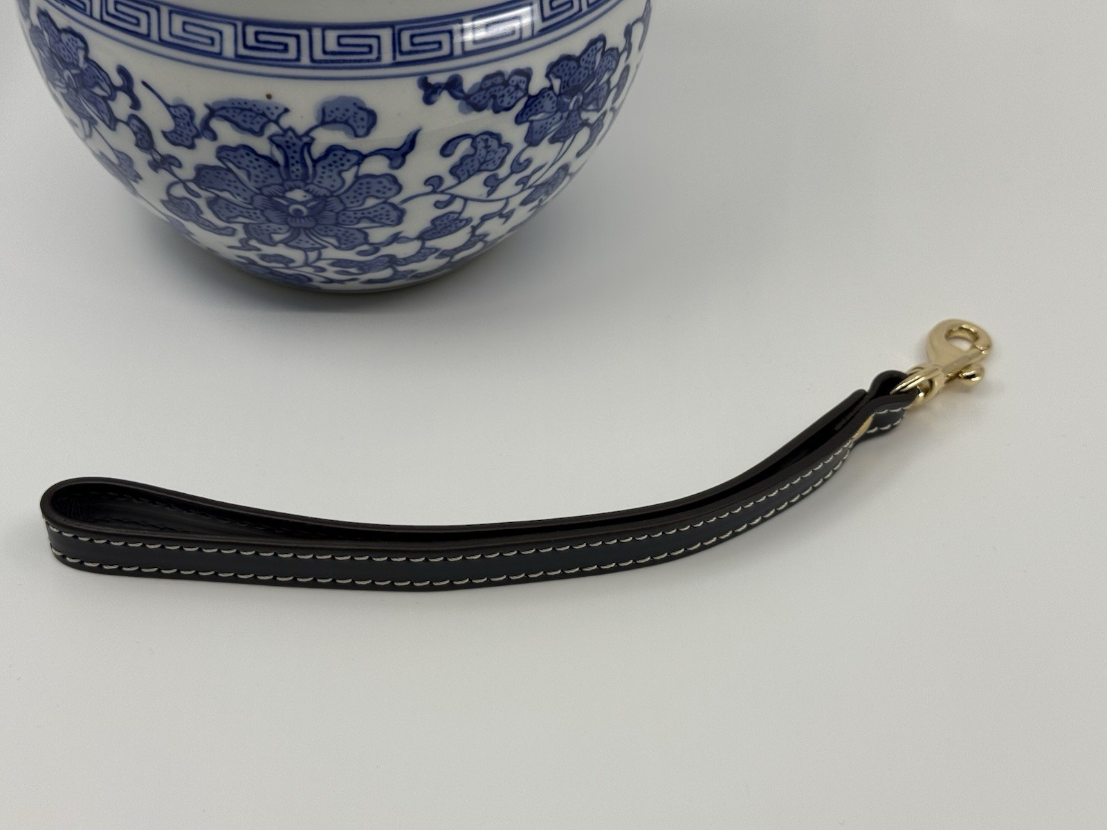 DOONEY & BOURKE Navy Leather Wrist-Wristlet Clutch Strap NWOT 8.5 inches