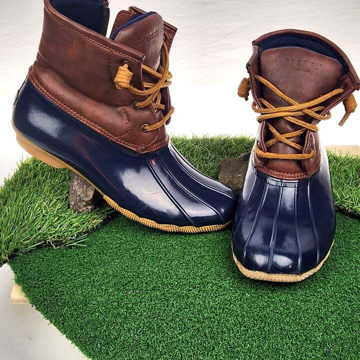 Women’s Sperry Saltwater Boots – Waterproof/Snow proof Women’s Size: 6