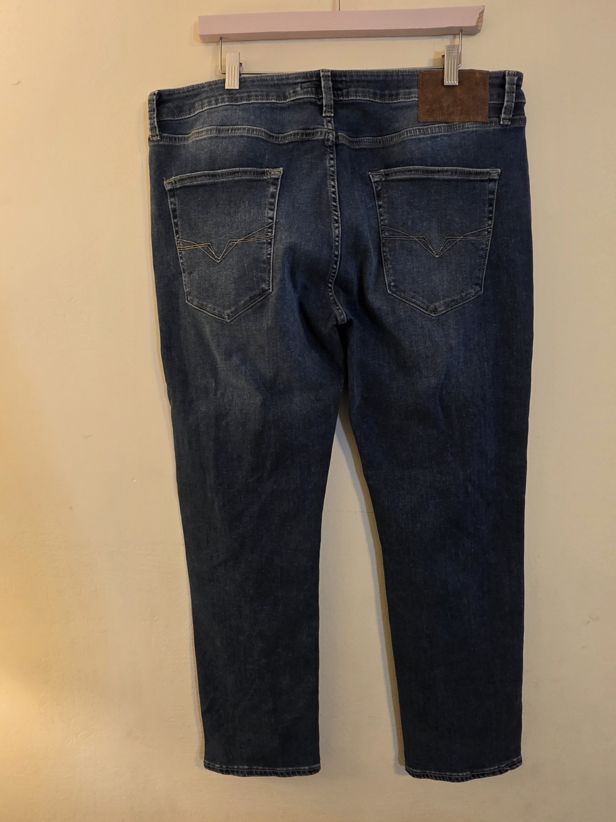 Guess Men’s Sz 36(Actual 28×30)Vermont Slim Stretch Medium Sky Wash Denim Jeans