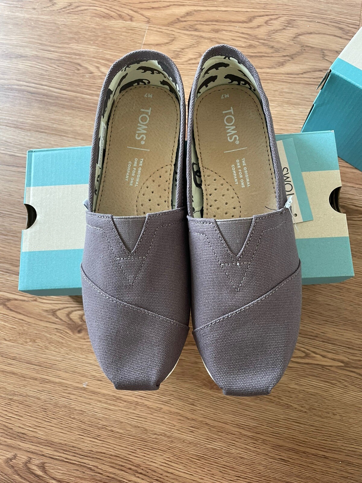 New With Tags $50 TOMS Alpargata Canvas Shoes (For Men) US 7 UK 6 EU 39#087