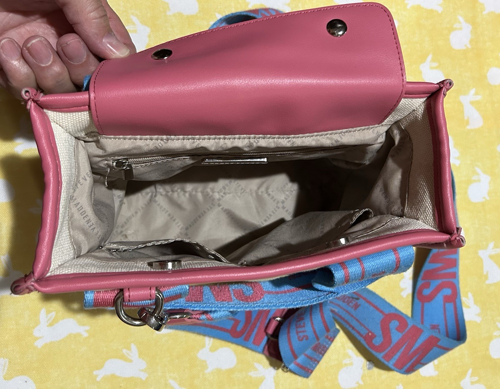 Steve Madden Bwebber Crossbody Tote Bag Blue Pink TikTok Awesome Condition ￼￼