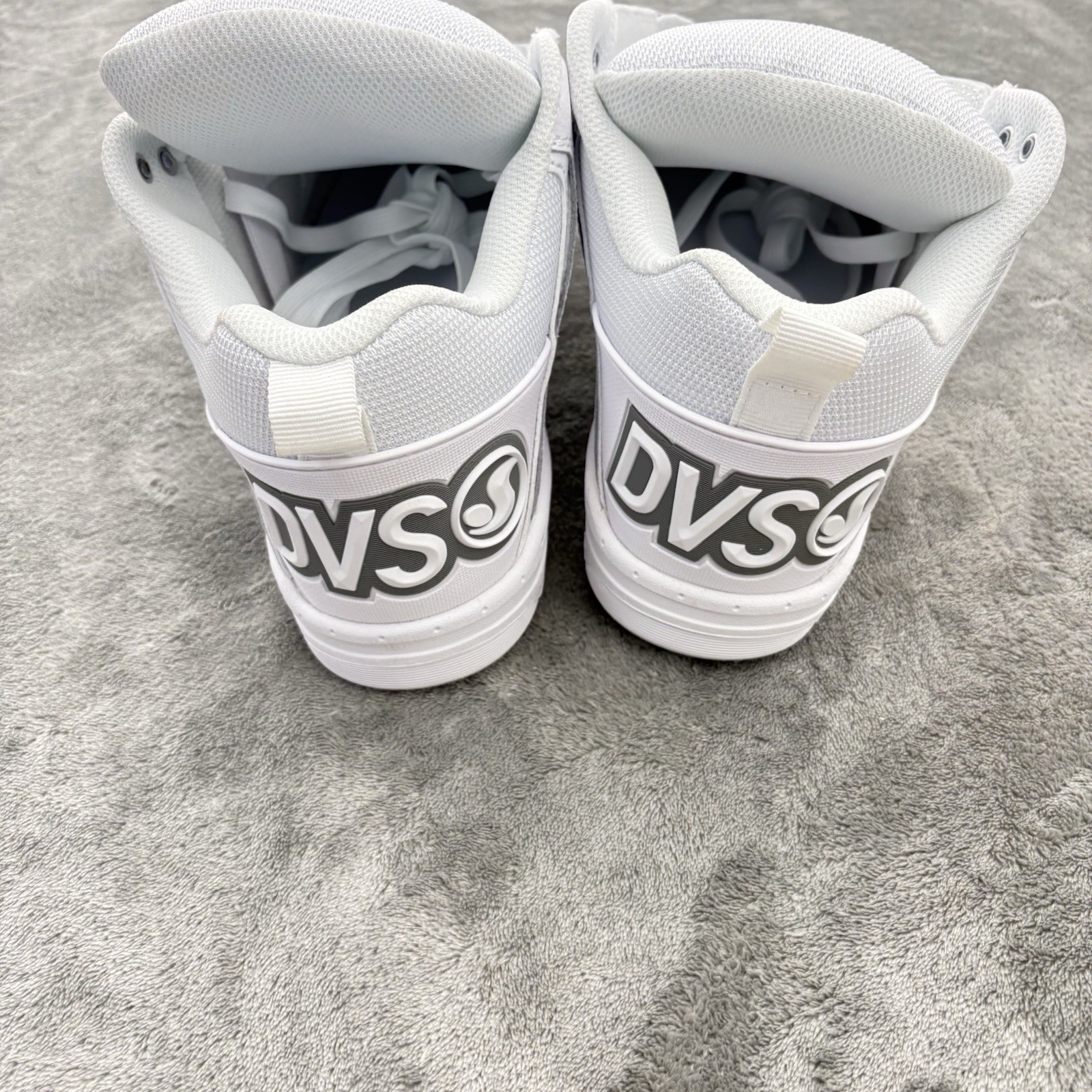 DVS Comanche Men’s 10 Shoes Sneakers Skate White/White DV01310100 DVF0001310-100