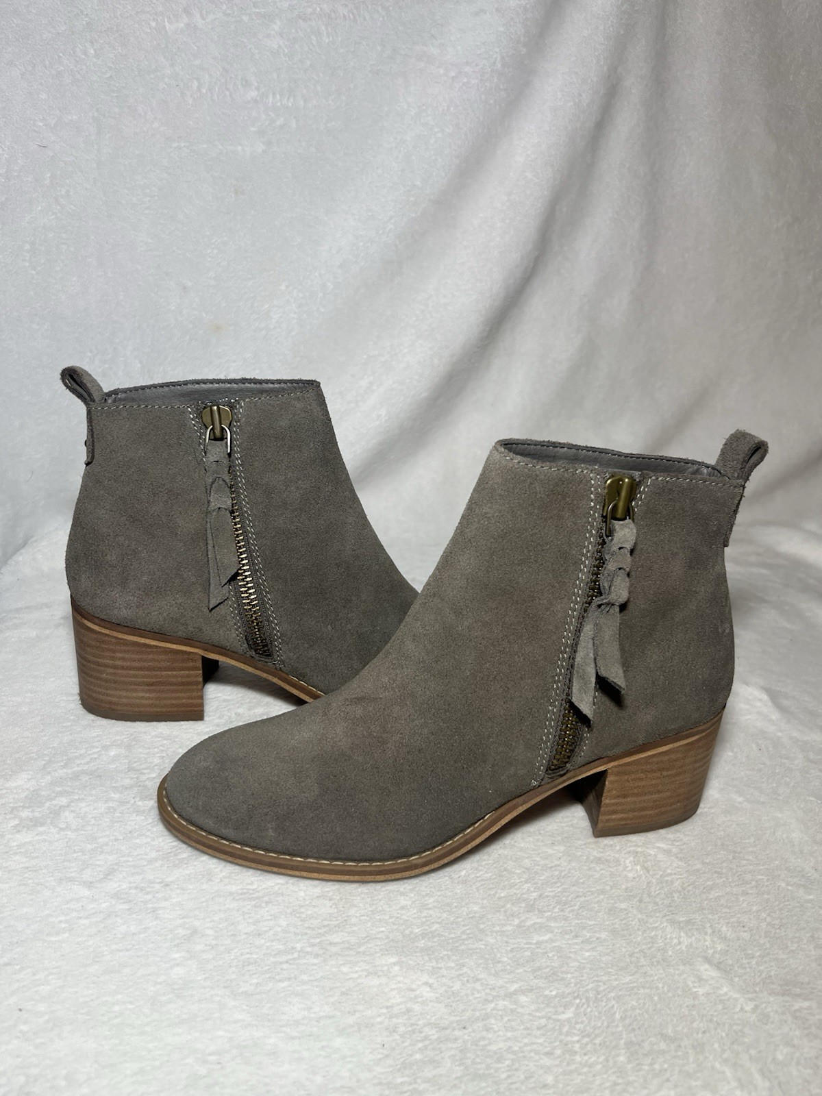 BP Block Heel Booties Grey Suede 2.5 Inch Size 8.5