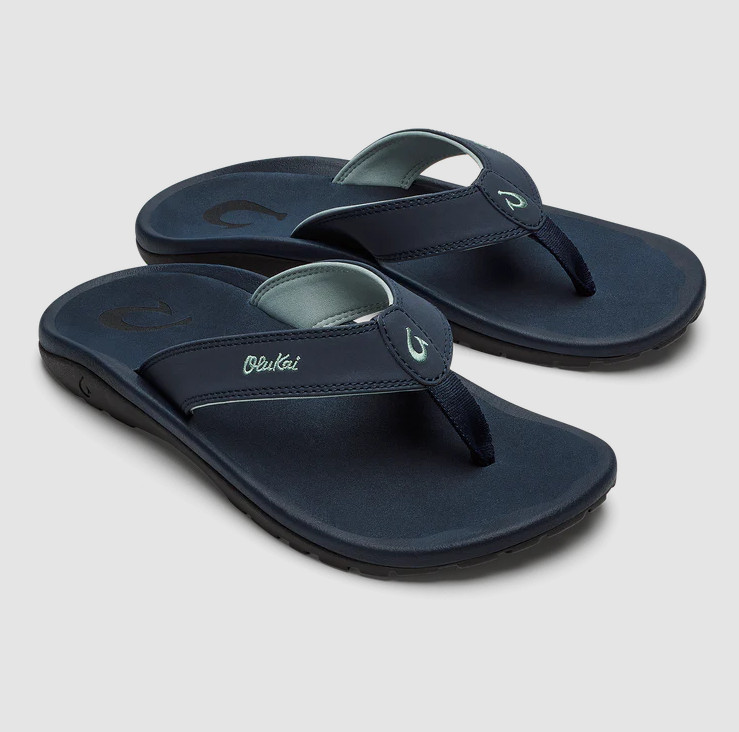 NEW AUTH OluKai Ohana Men’s Beach Sandals Water Resistant Flip Flops Trench Blue
