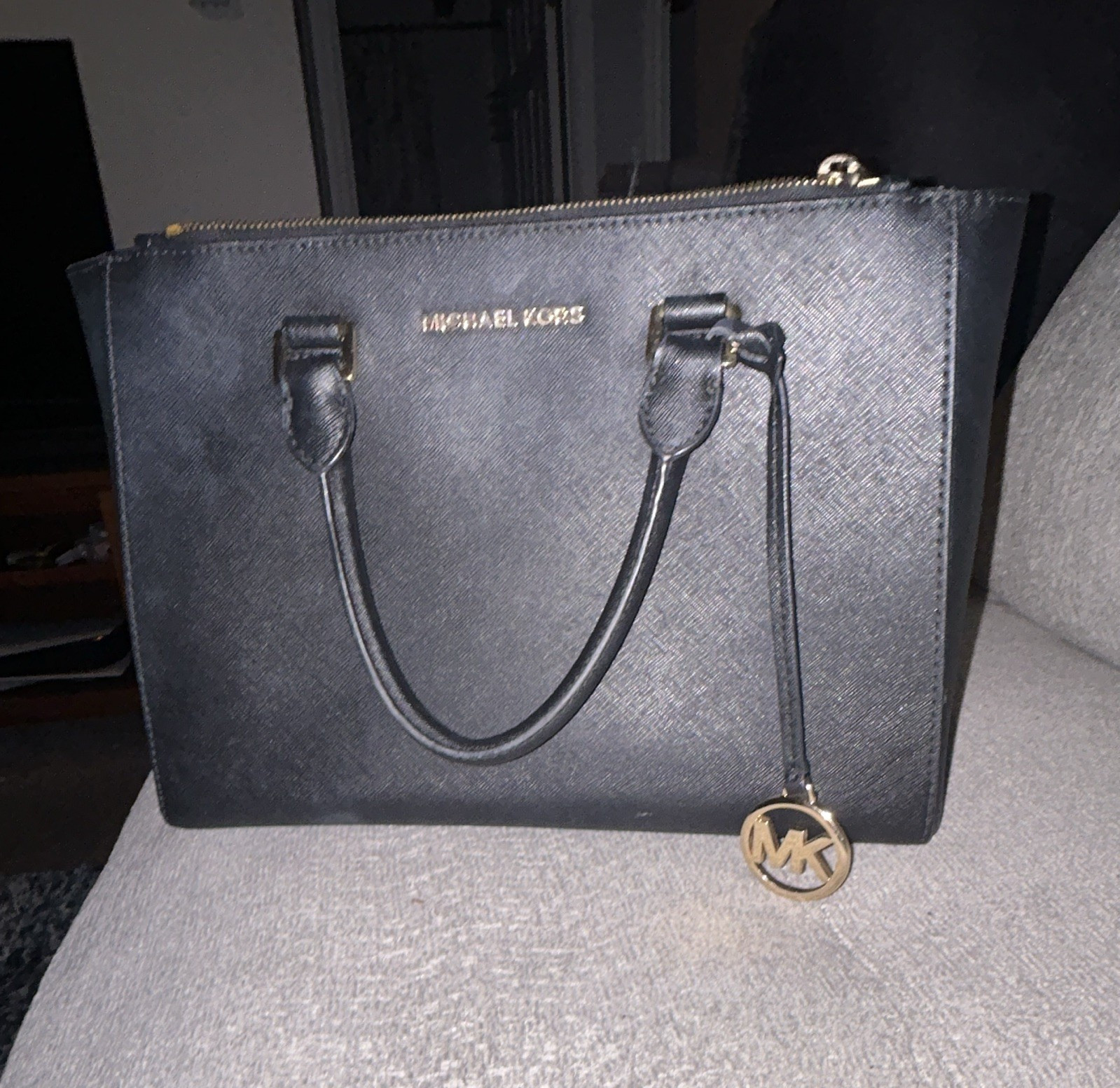 Michael Kors Black Satchel Top Handle Bag Zip Closure Detachable Strap Gold