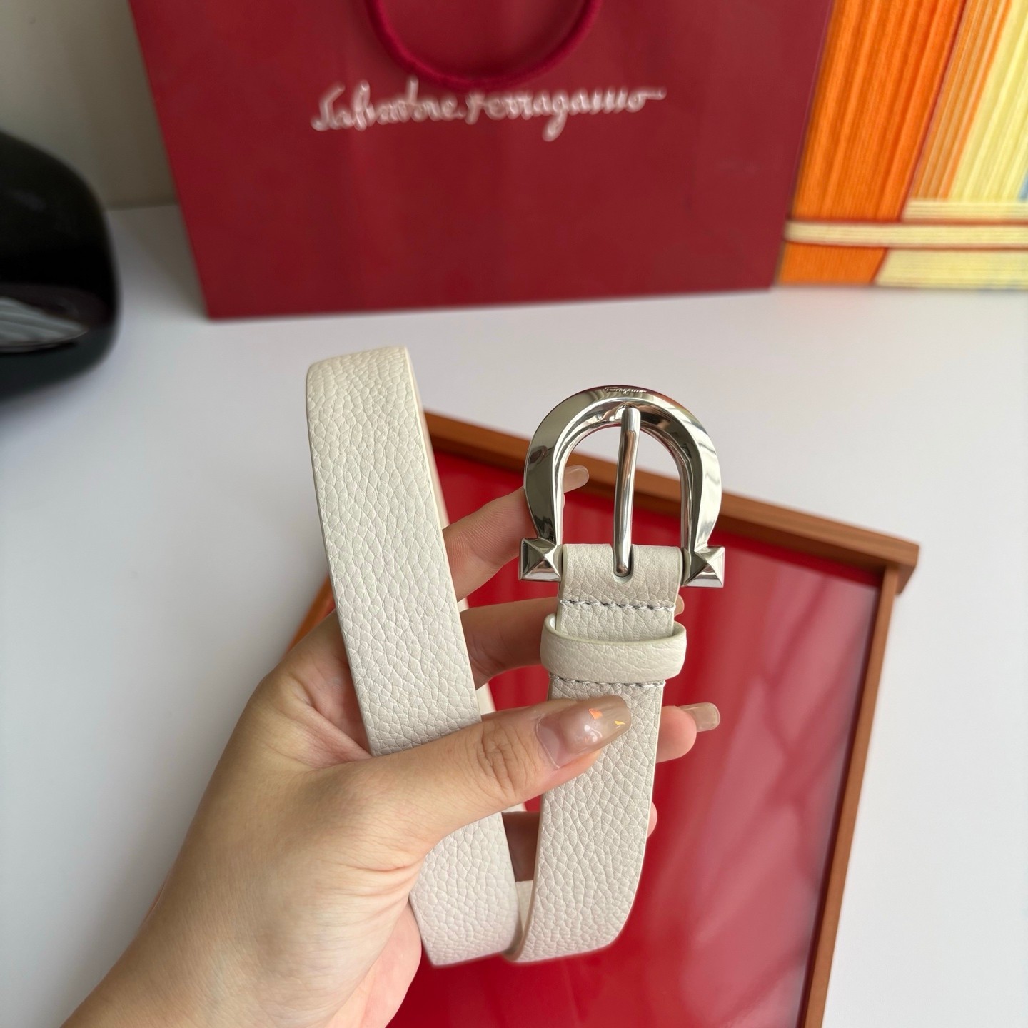 Salvatore Ferragamo Women’s White belt with silver buckle