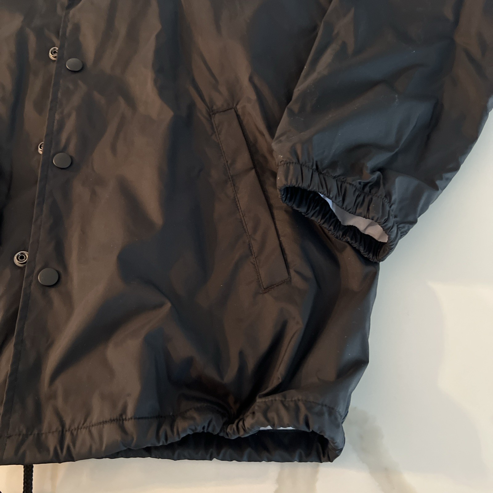 DVS Skate Shoe Company Men’s XL black nylon lined jacket New W/O Tags.