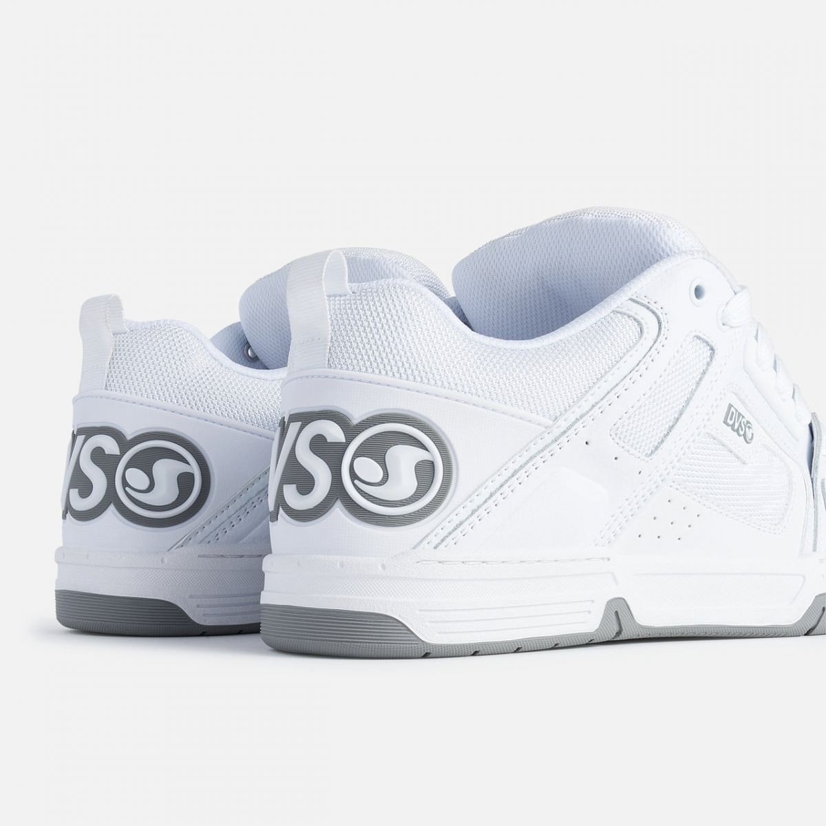 DVS Men’s Comanche Skate Shoe White/Grey – DV01310102, White/Grey