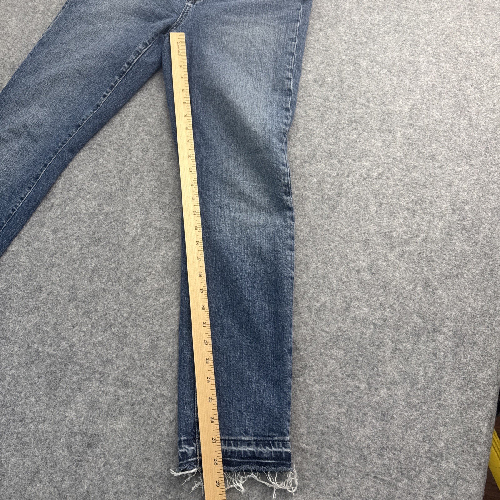 GAP Denim Womens High Rise Vintage Slim Fit Jeans Size 10/30R Casual Medium Wash