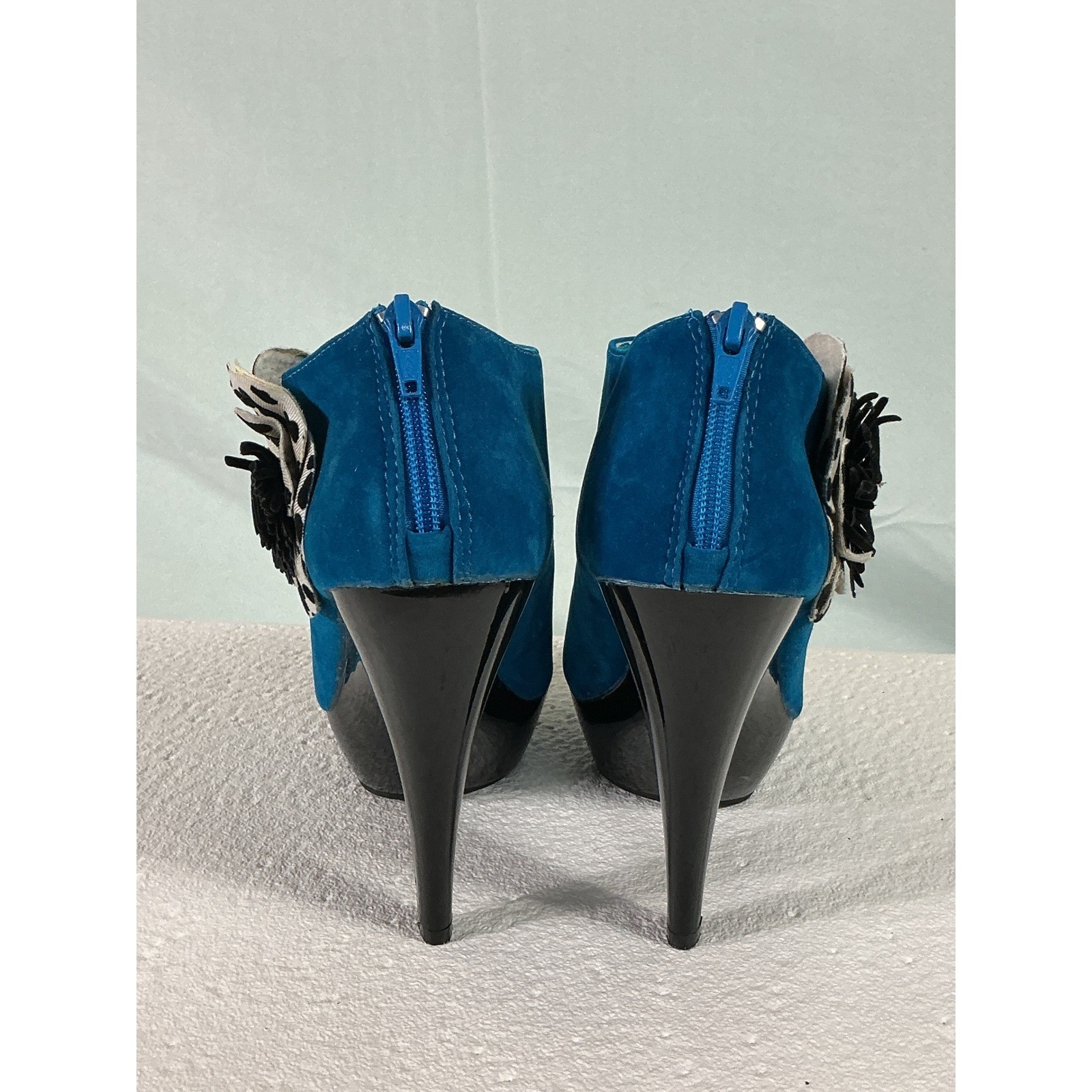 Makers Blue Suede Peep Toe Platform Booties Animal Print Flower Heels Size 8.5