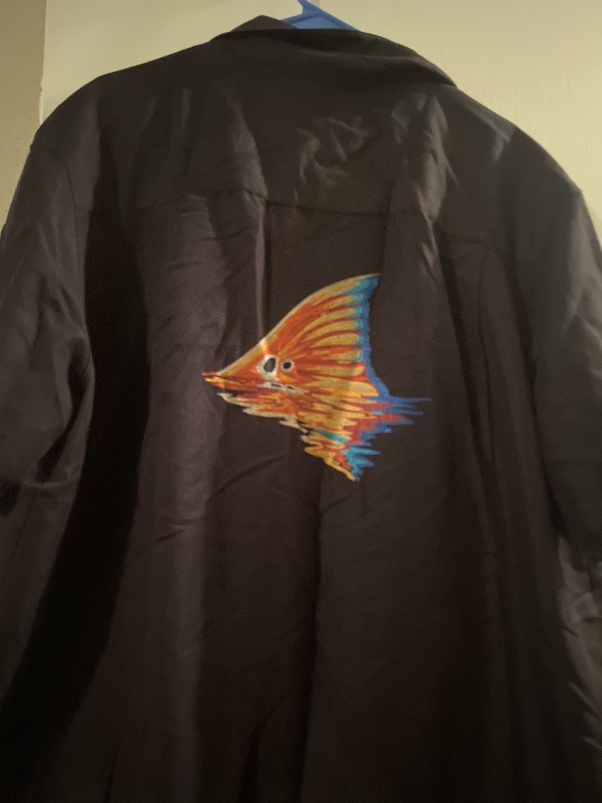 Hook & Tackle Men’s X-Large Short Sleeve Button-Up Shirt Black Embroidery Fish