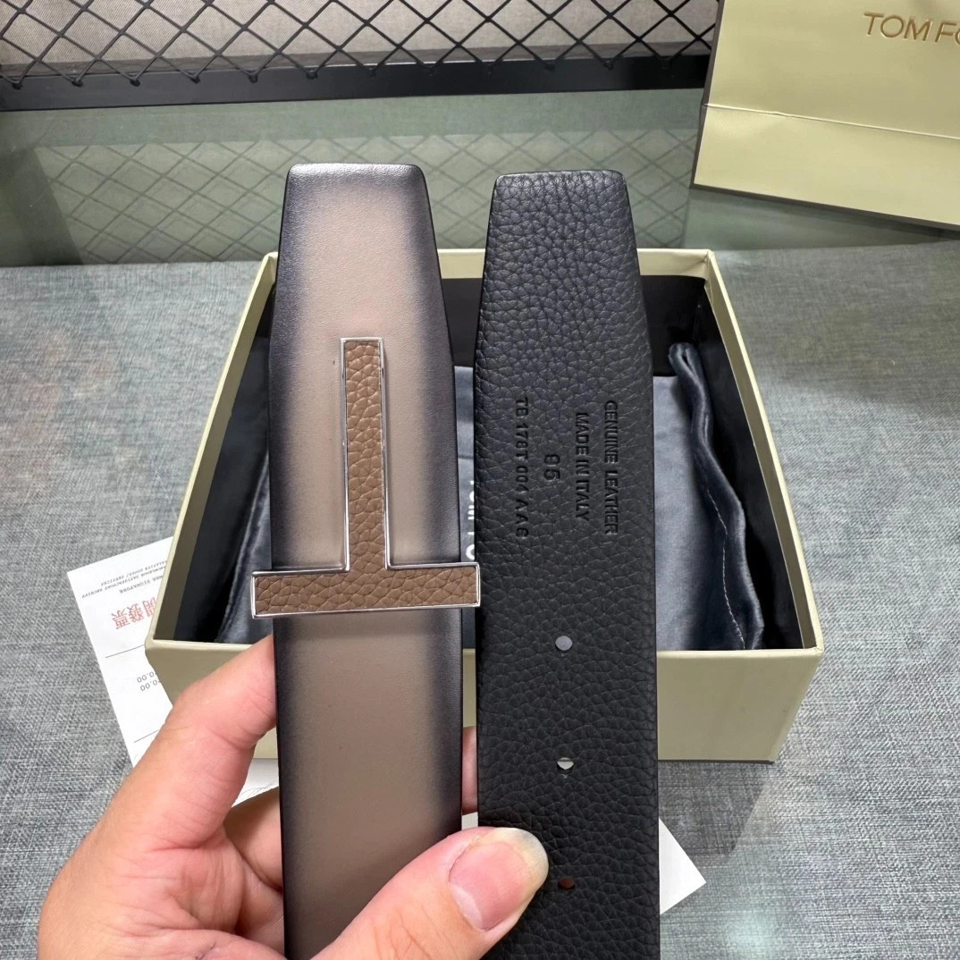 TOM FORD 38mm Gray/Black Reversible Leather Belt New