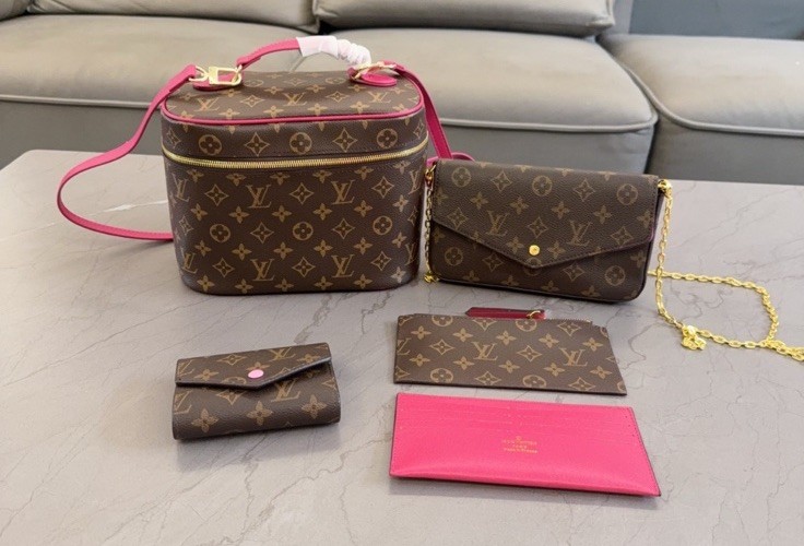 Louis Vuitton Monogram Crossbody Bag & Wallet Set Brown/Pink Gold Hardware