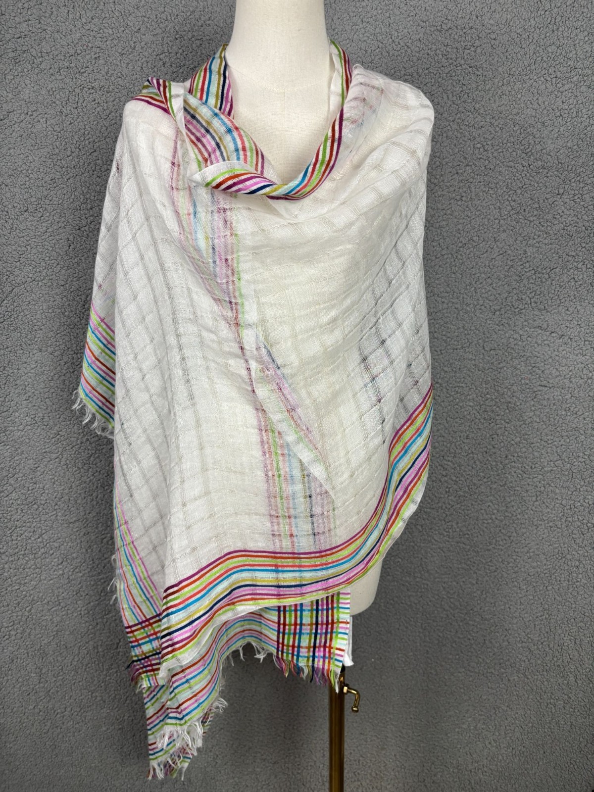 Echo Women’s Oblong Fringed Multifunctional Scarf One Size New Without Tag’s