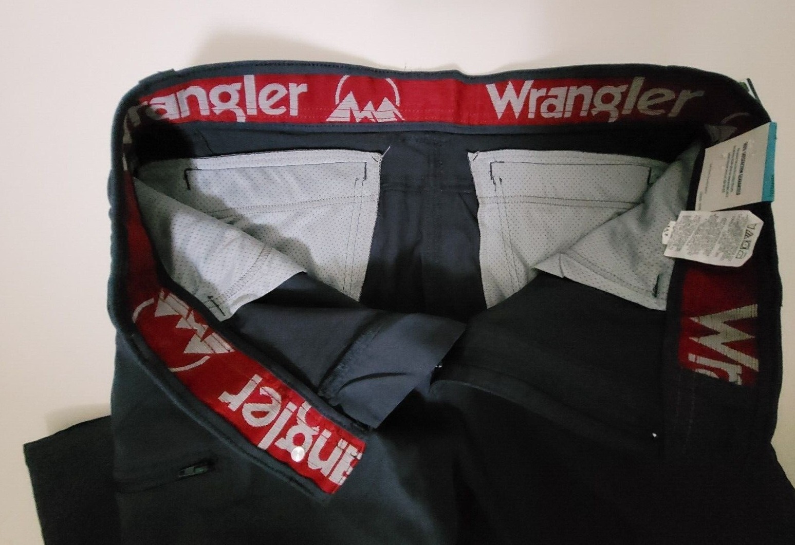 Wrangler Men’s Outdoor Performance Cargo Pant Flex Waistband